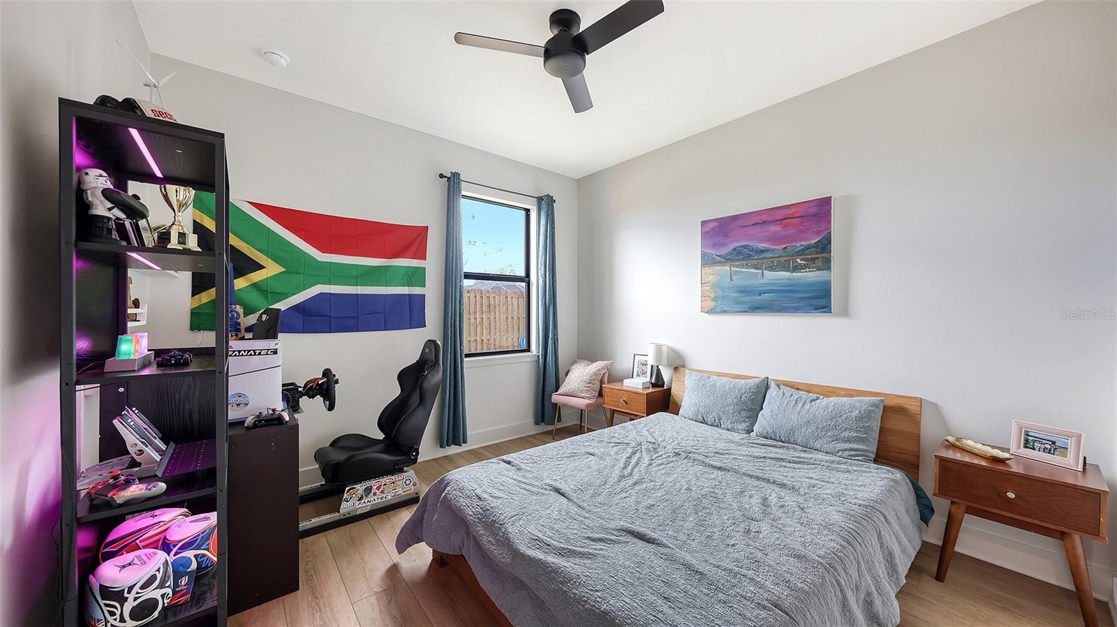 SOUTH GATE - Residential