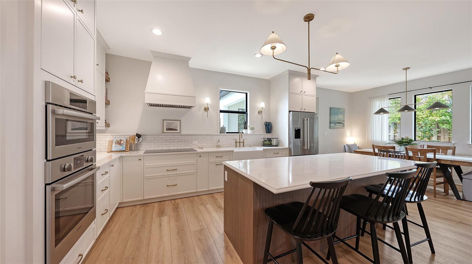 SOUTH GATE - Residential