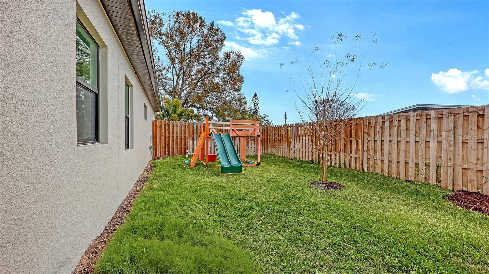 SOUTH GATE - Residential