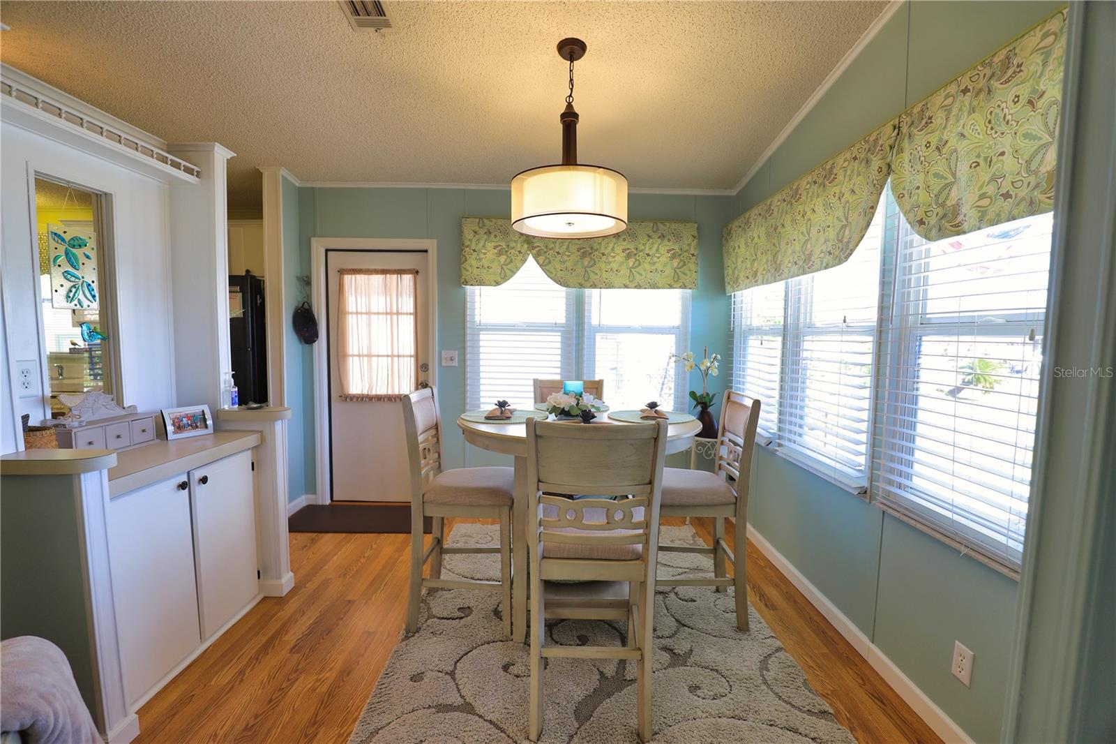 LA CASA MHP CO-OP - Residential