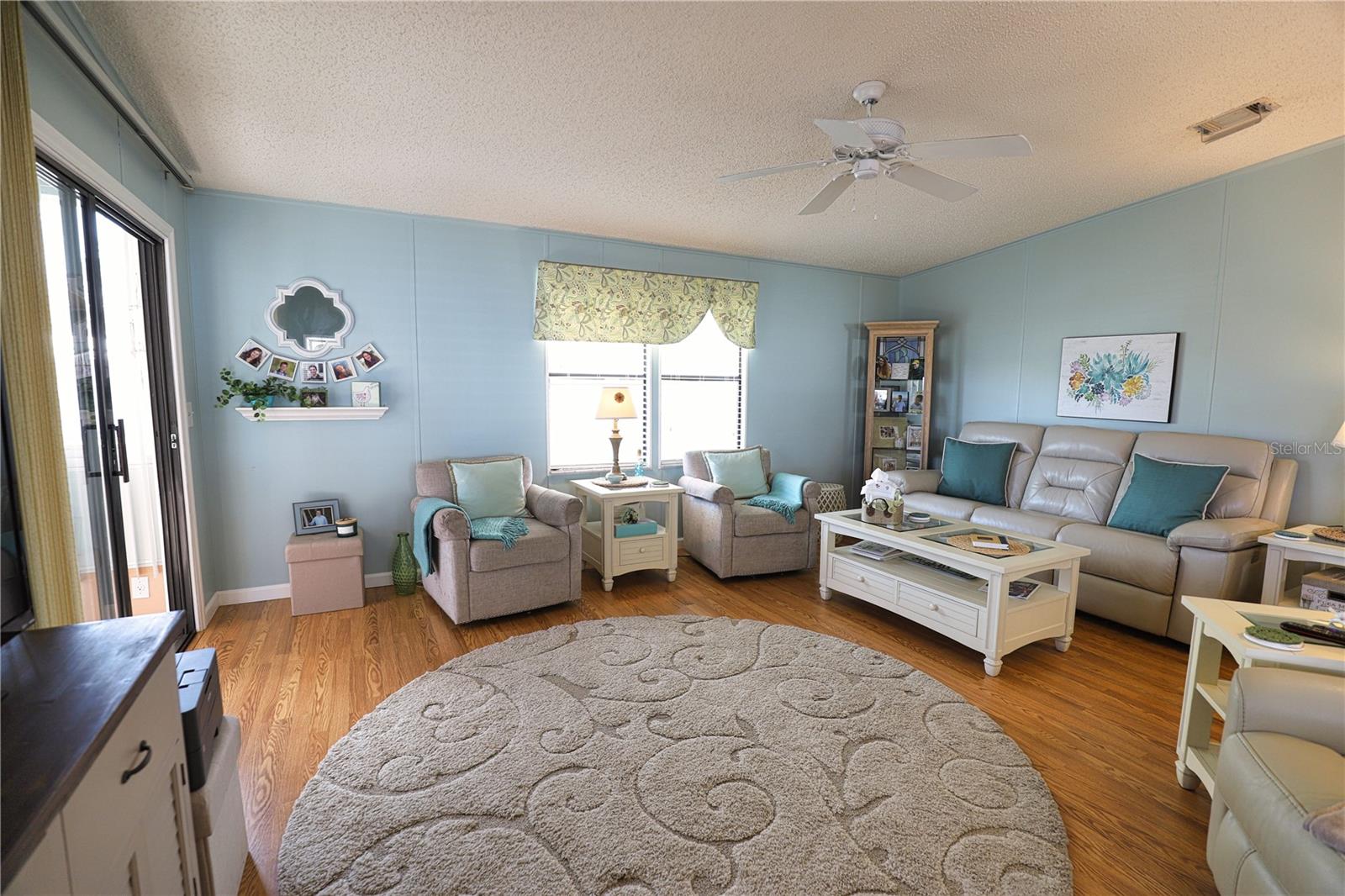 LA CASA MHP CO-OP - Residential