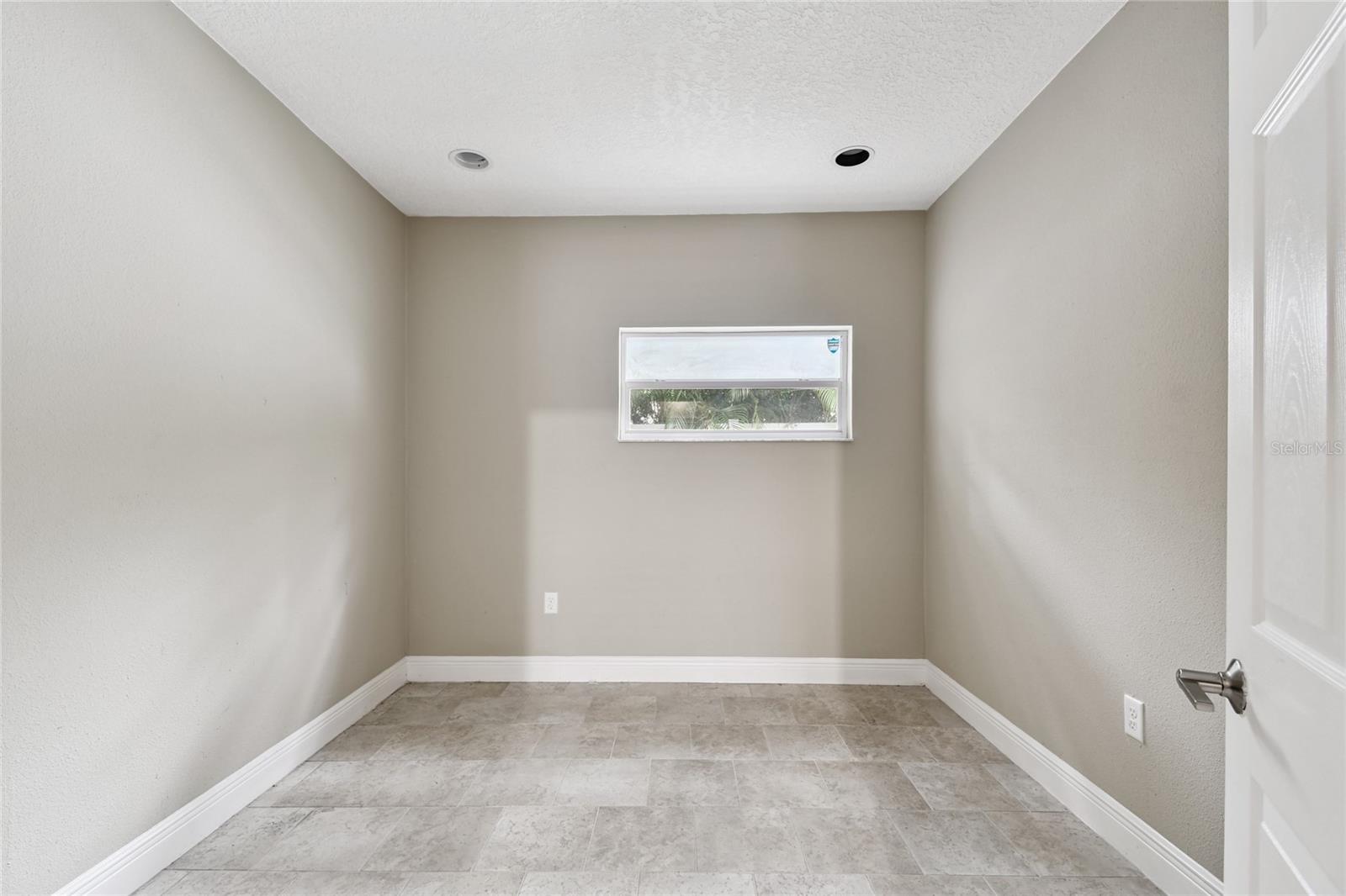BELLEAIR GROVE 1ST ADD - Residential
