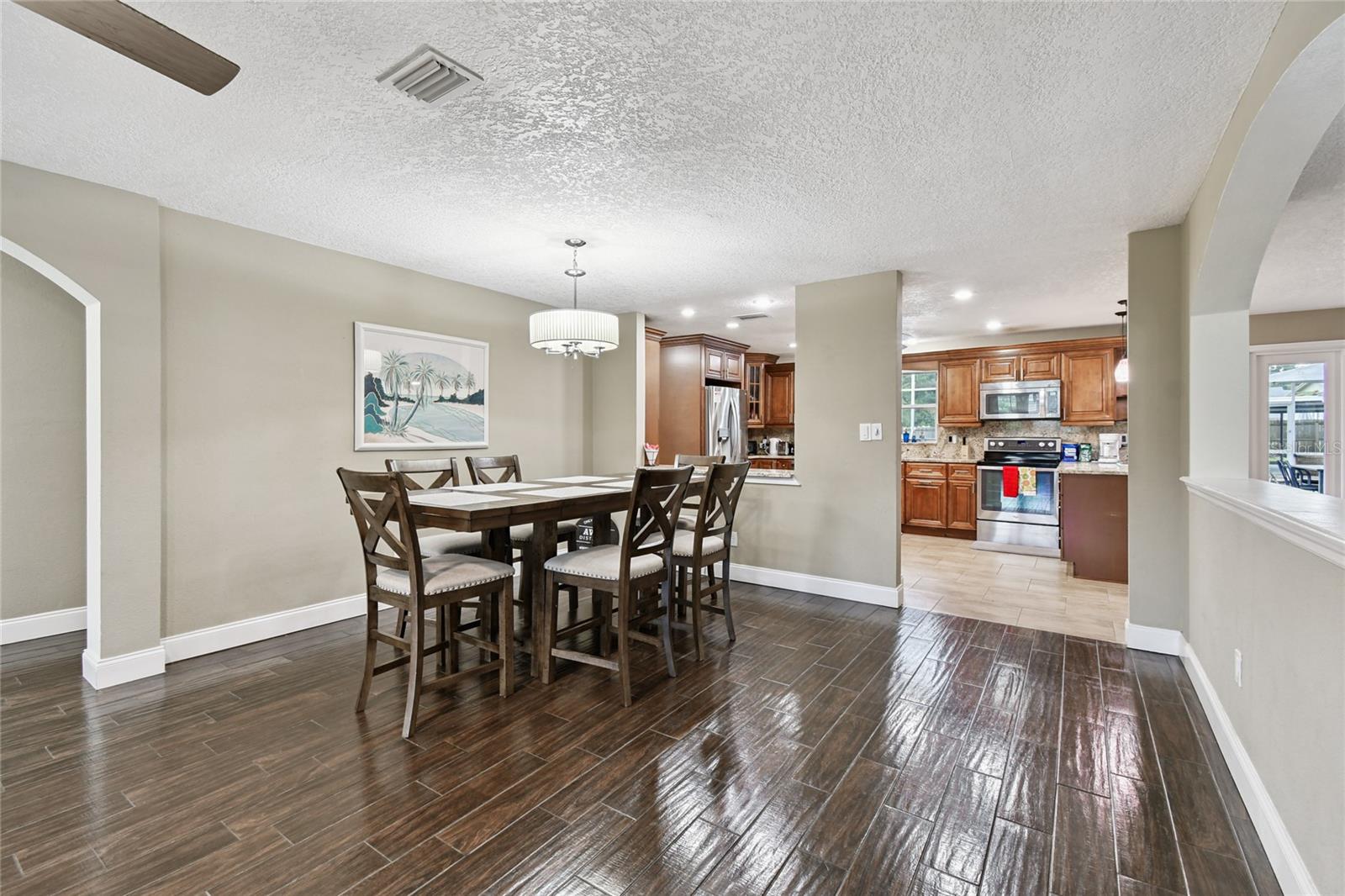 BELLEAIR GROVE 1ST ADD - Residential