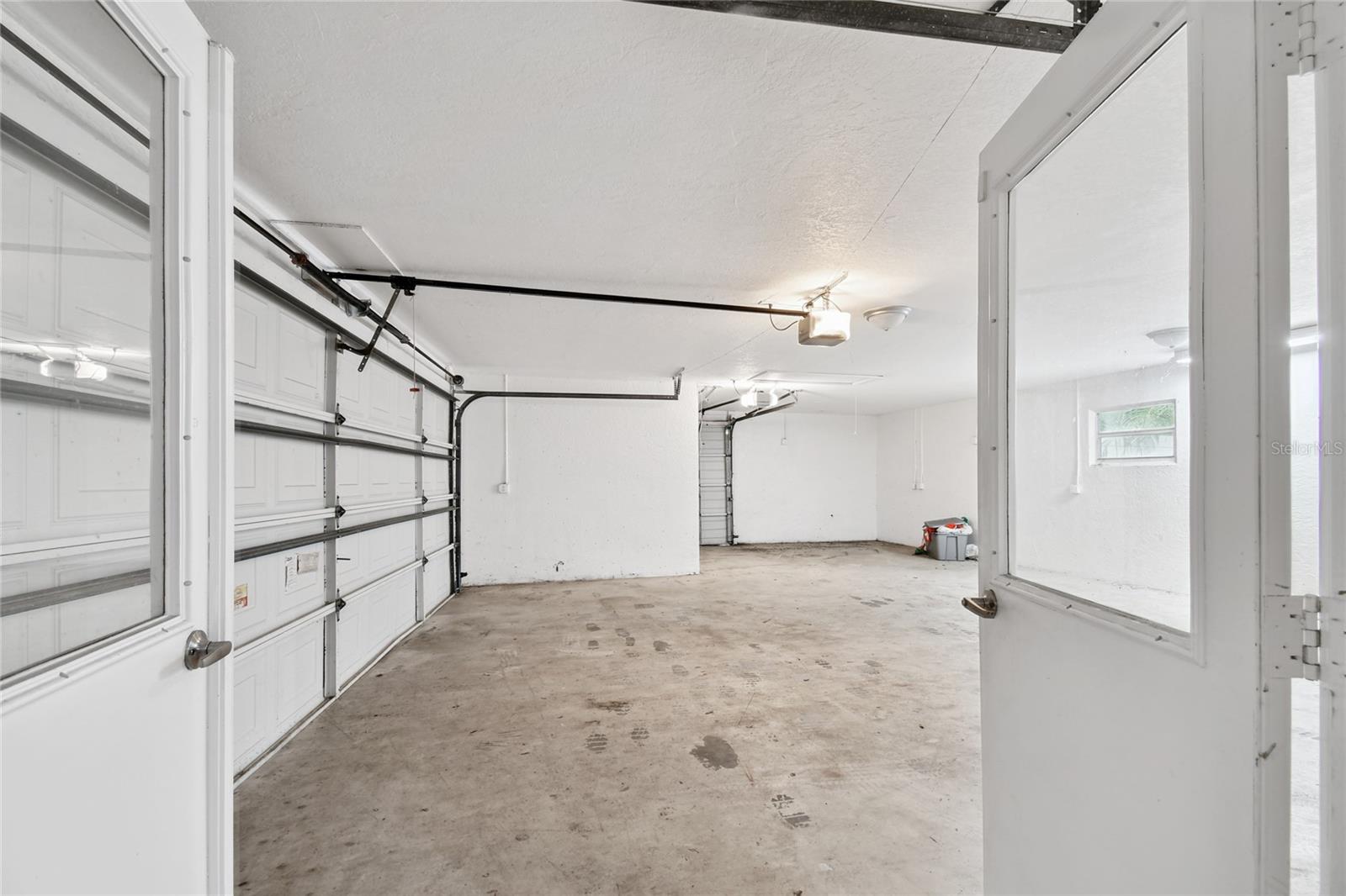 BELLEAIR GROVE 1ST ADD - Residential