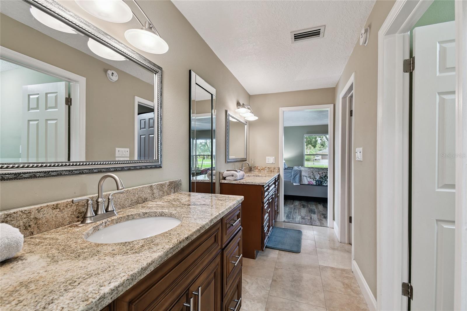 BELLEAIR GROVE 1ST ADD - Residential