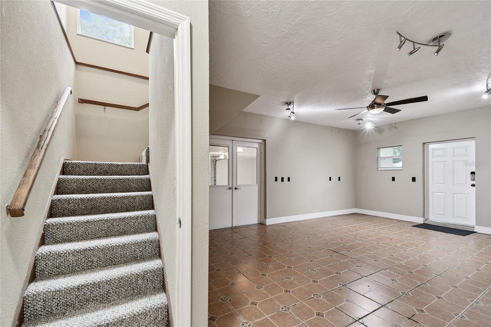 BELLEAIR GROVE 1ST ADD - Residential