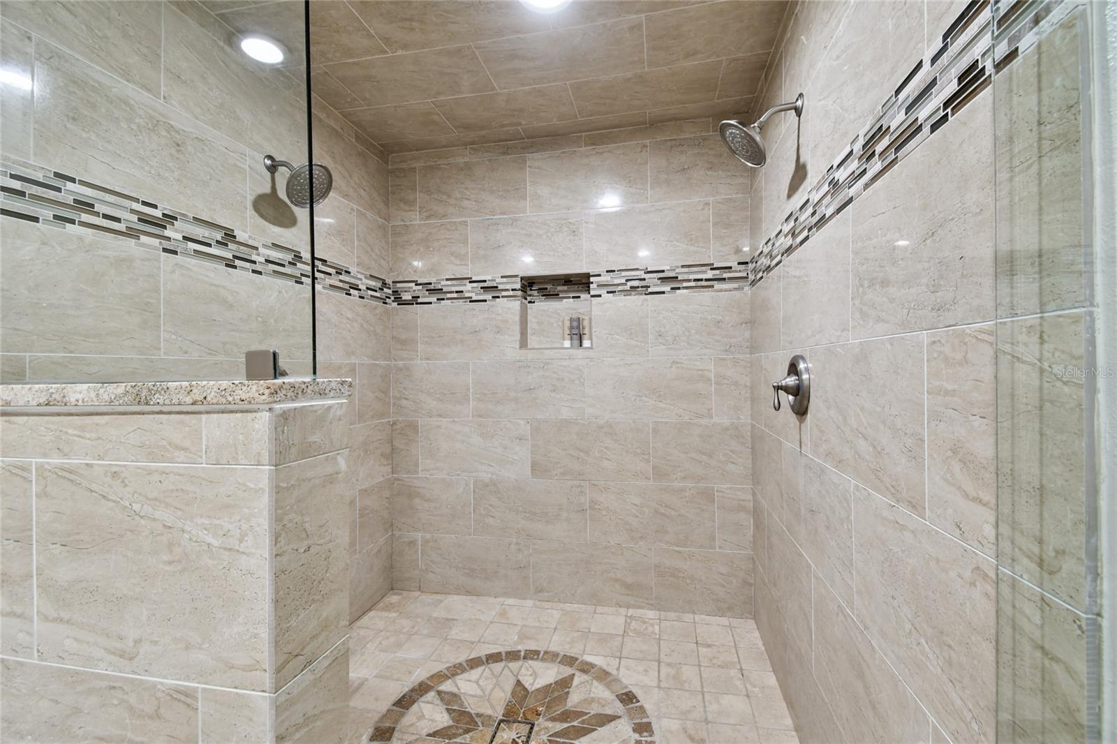 BELLEAIR GROVE 1ST ADD - Residential
