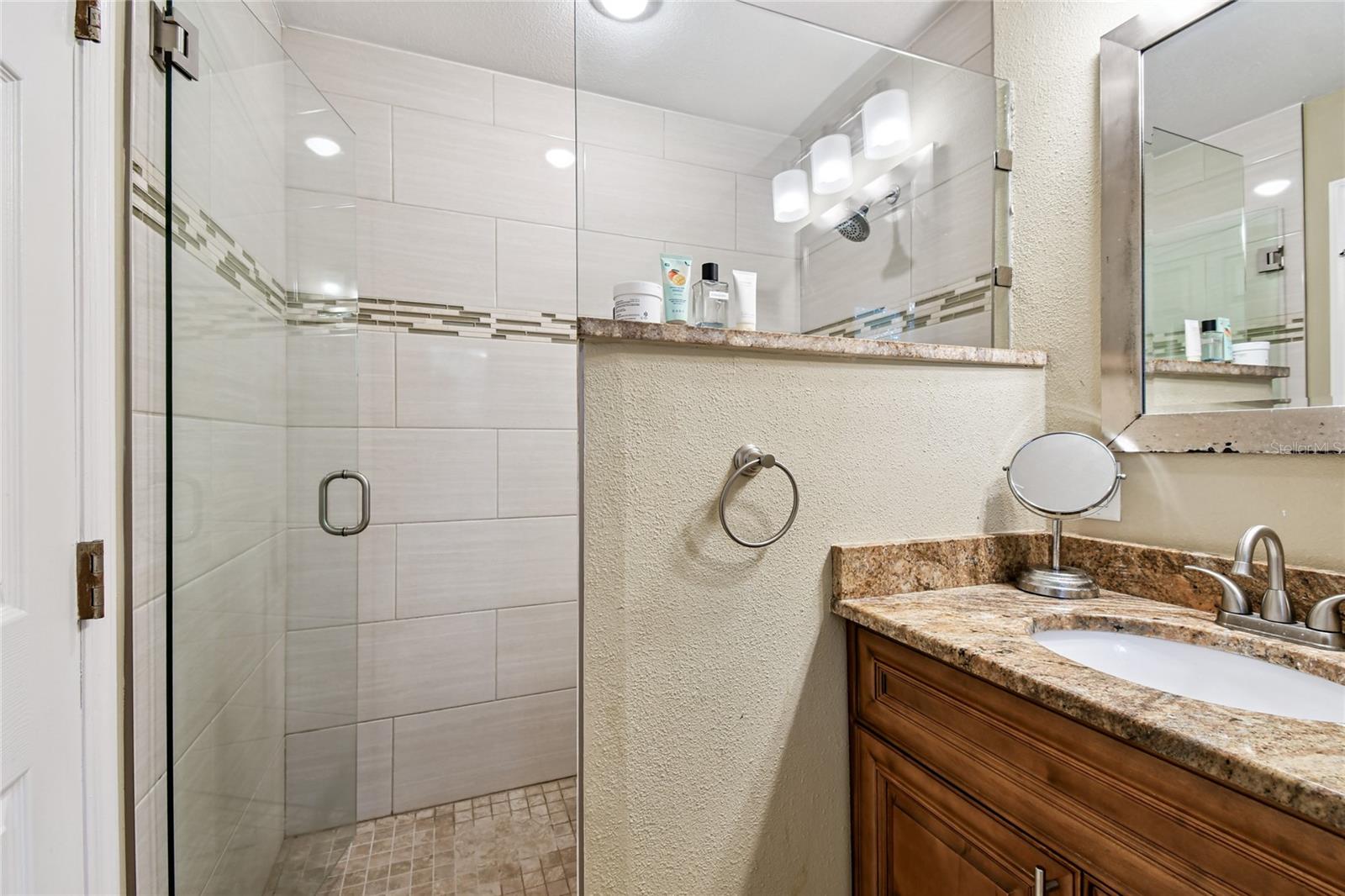 BELLEAIR GROVE 1ST ADD - Residential