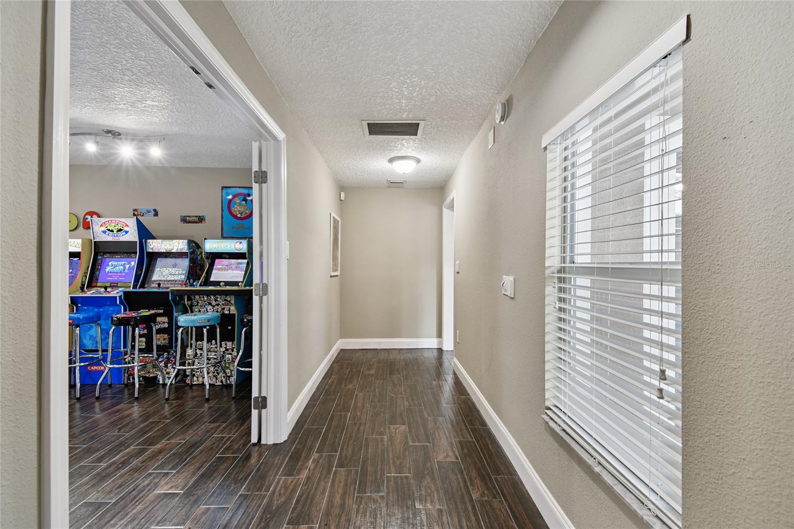 BELLEAIR GROVE 1ST ADD - Residential