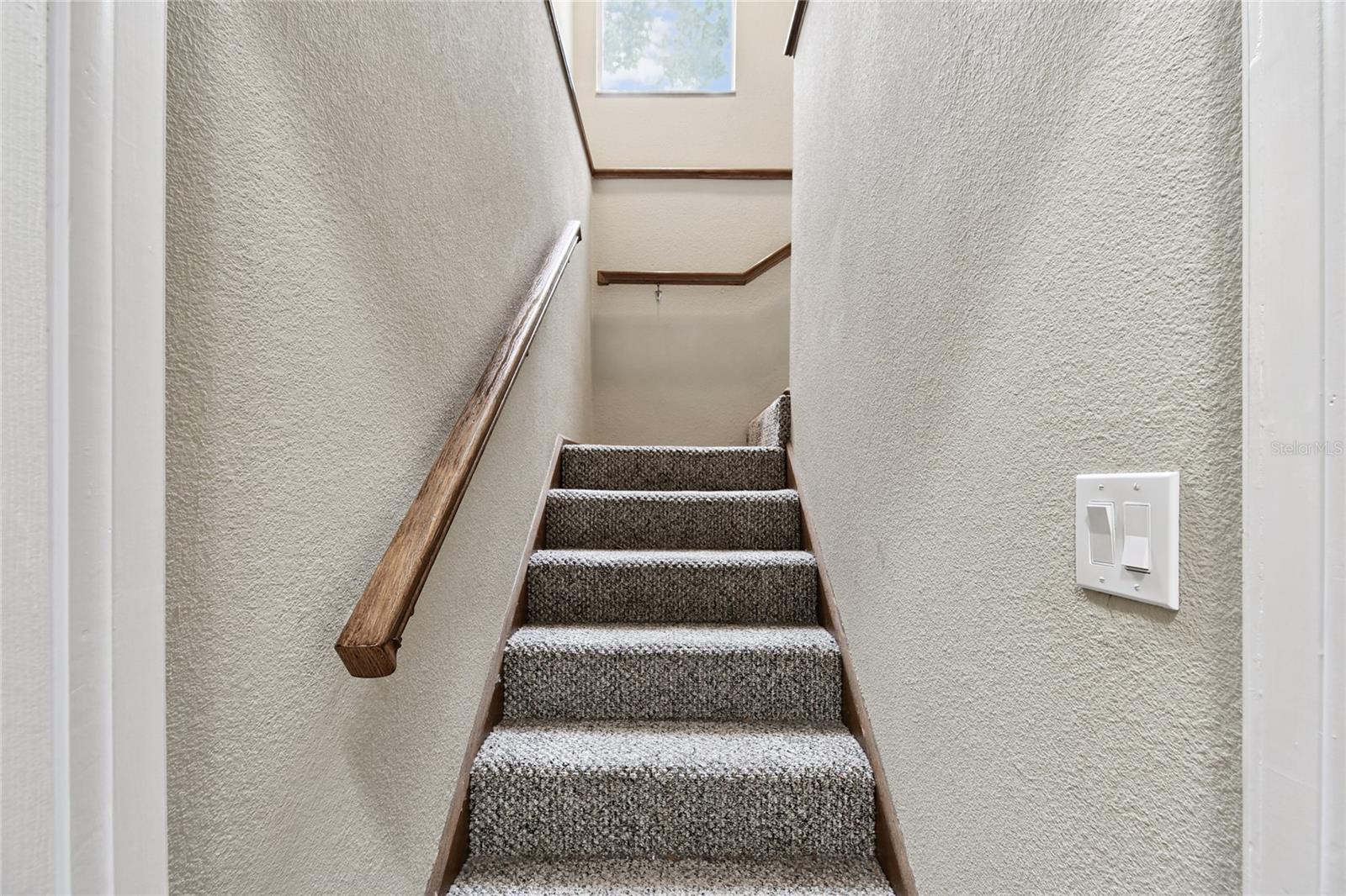 BELLEAIR GROVE 1ST ADD - Residential