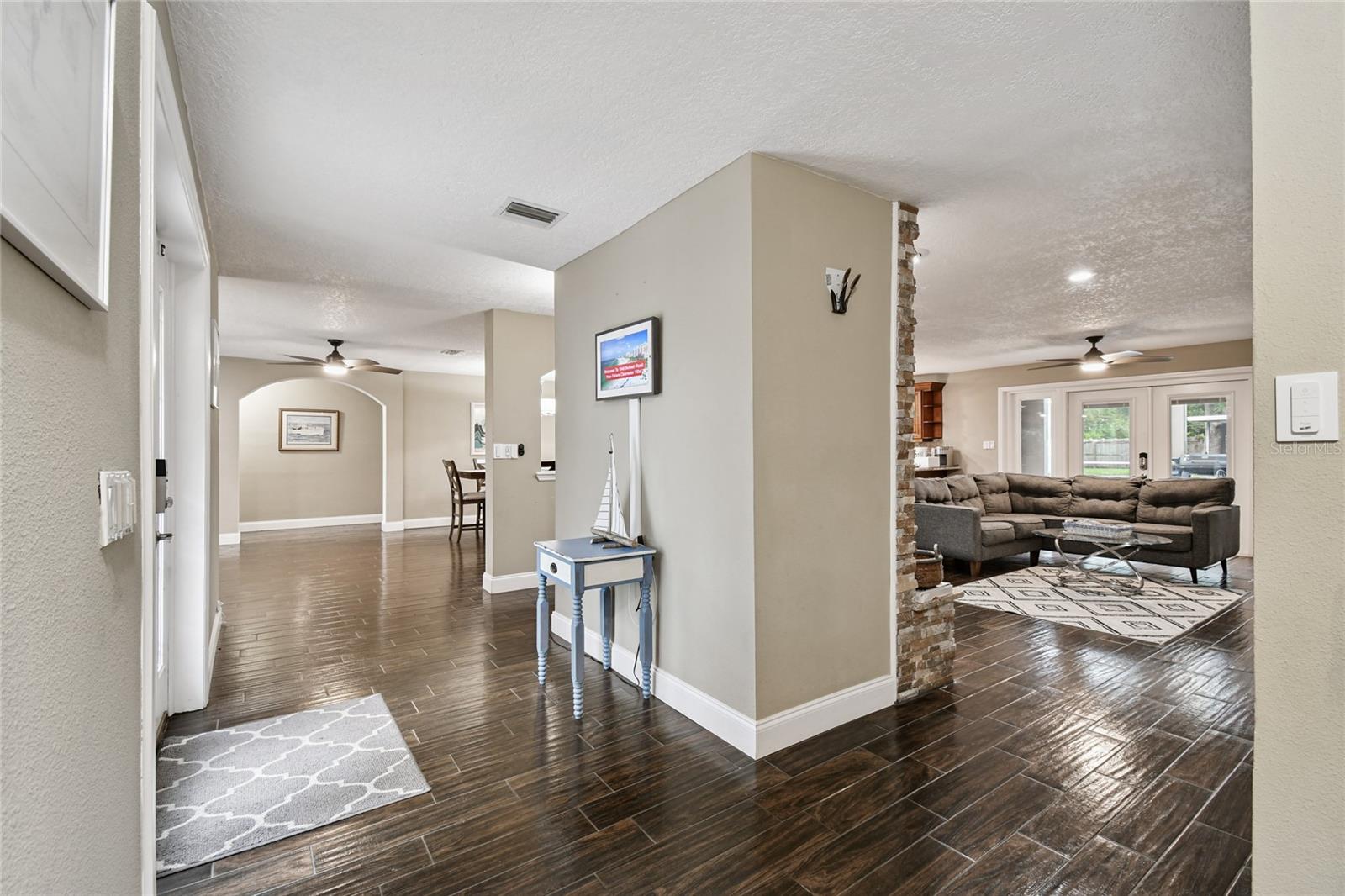 BELLEAIR GROVE 1ST ADD - Residential