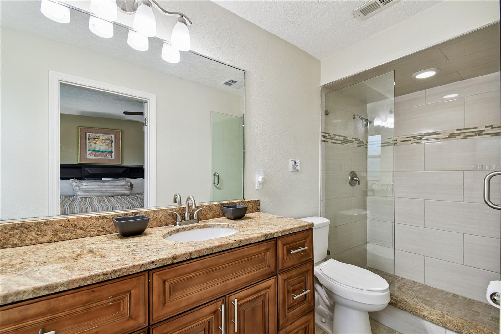 BELLEAIR GROVE 1ST ADD - Residential