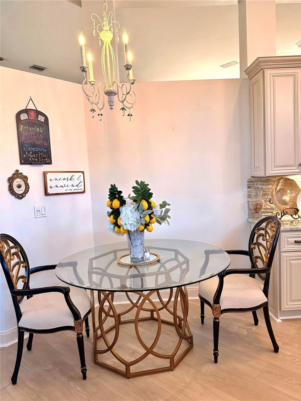 Photo of 405 Wellington Court, Venice, FL 34292 (MLS # A4681303)