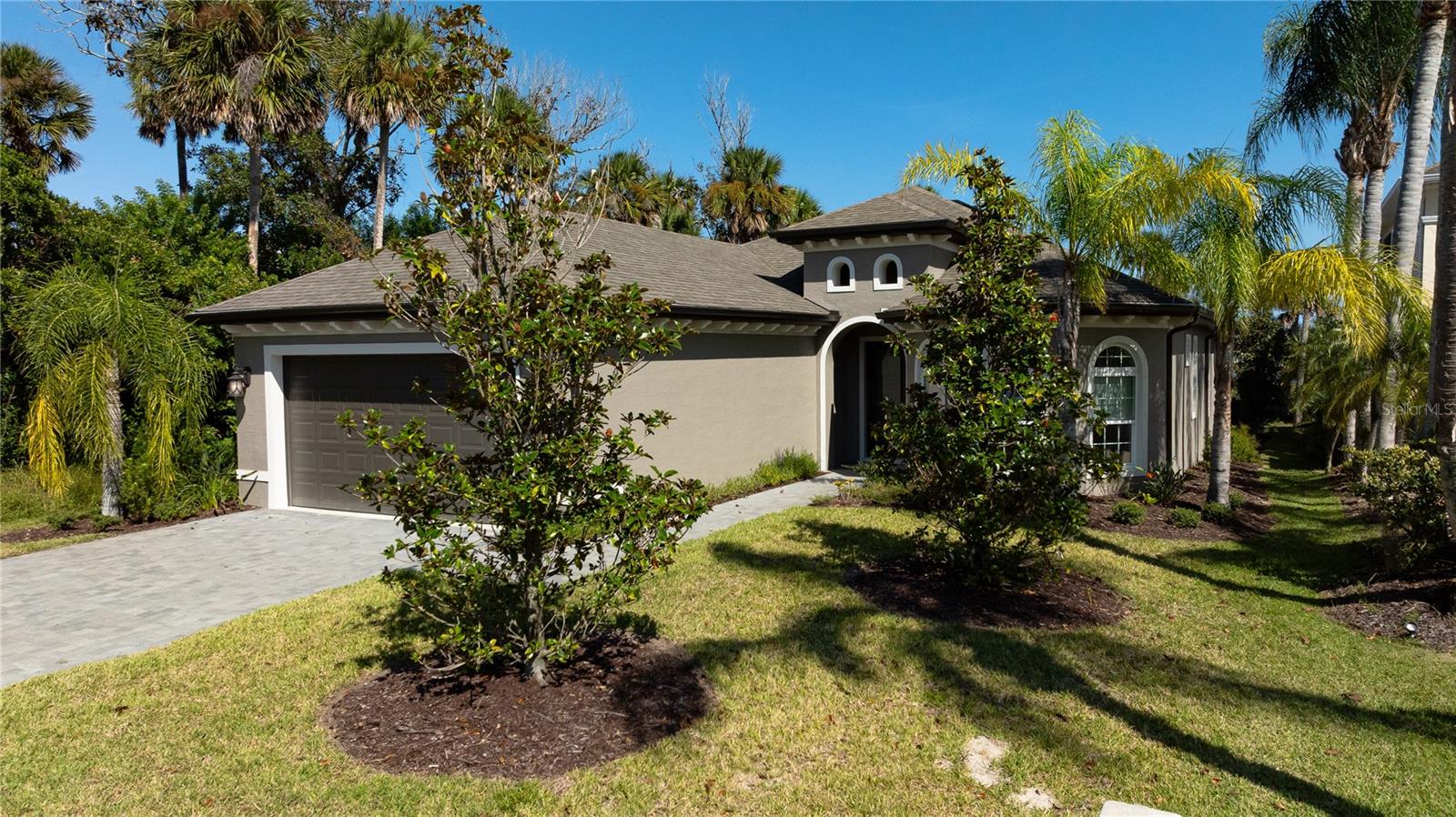 27 S RIVERWALK DRIVE