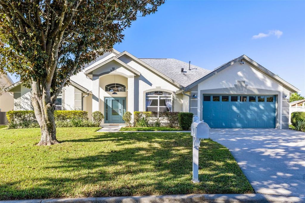 Photo of 115 Dillon Way, Davenport, FL 33897 (MLS # O6353765)