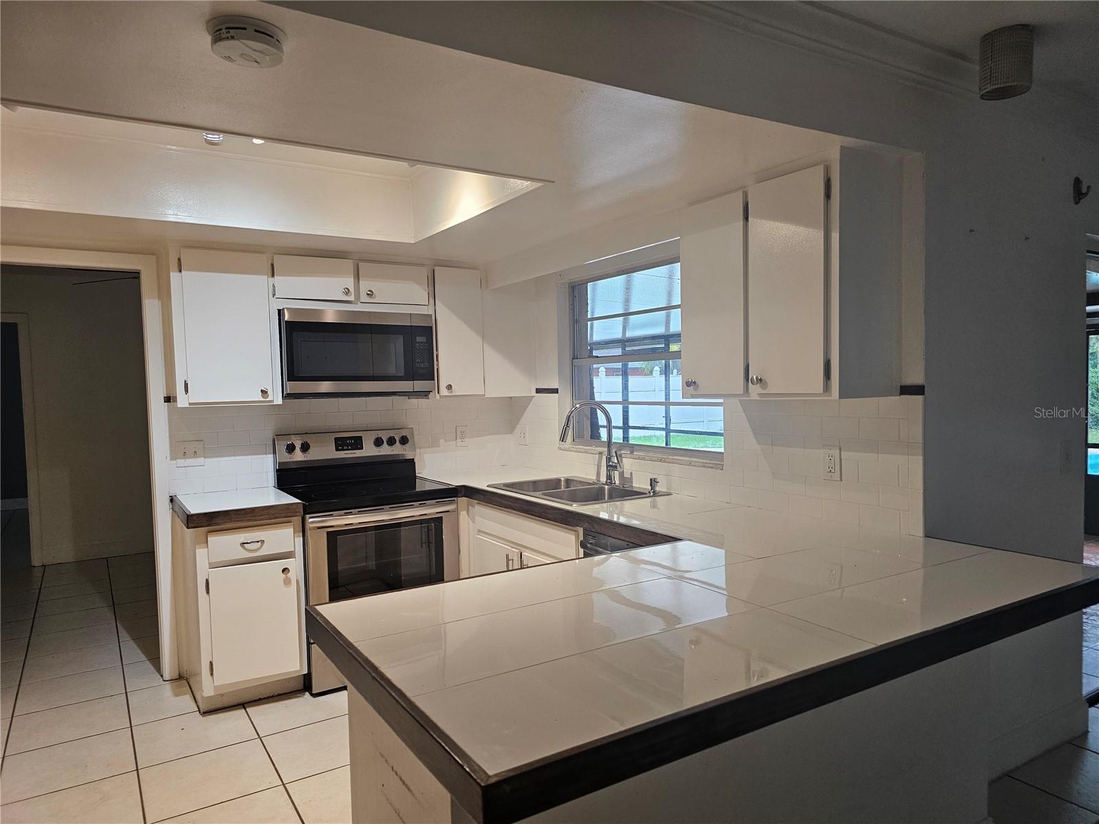 WINSOR MANOR 1ST ADD - Residential