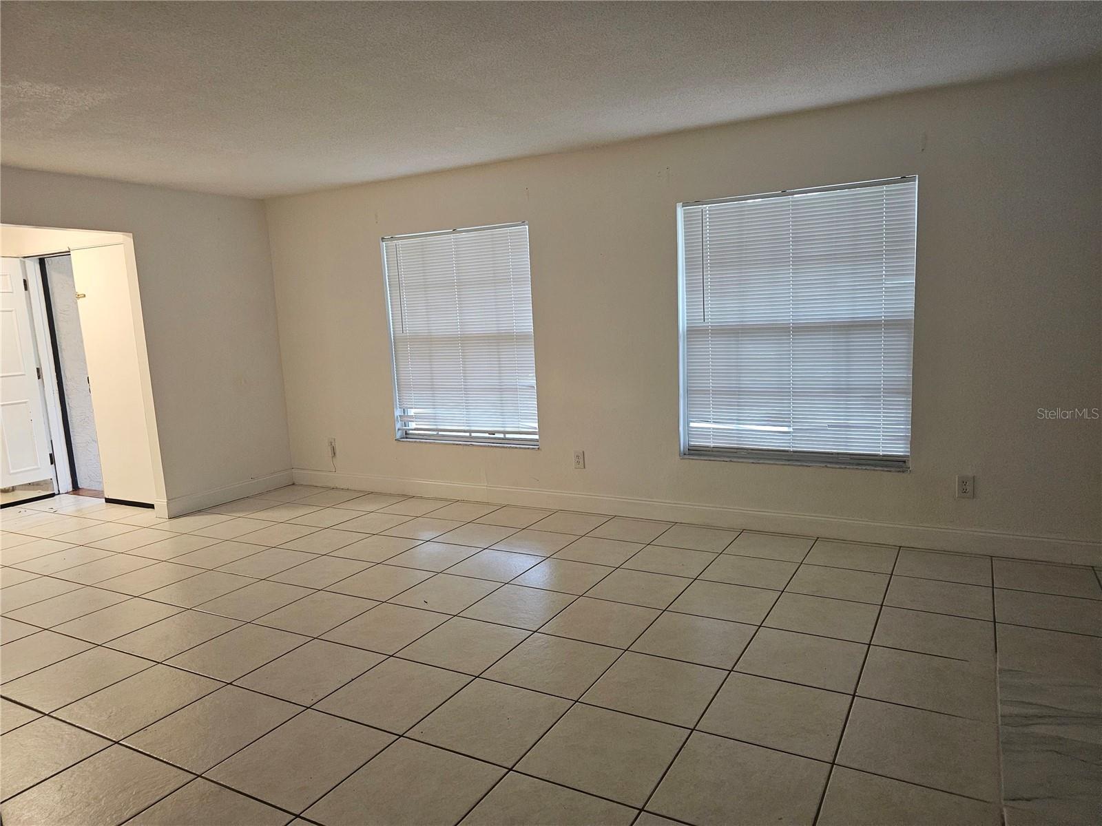 WINSOR MANOR 1ST ADD - Residential