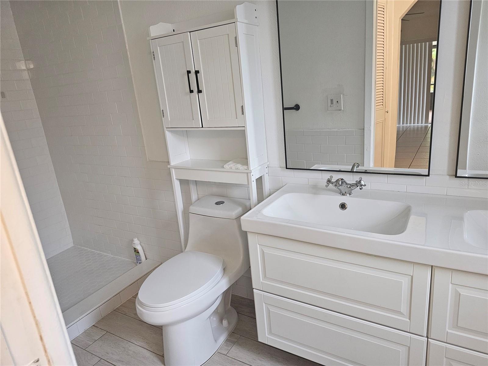 WINSOR MANOR 1ST ADD - Residential