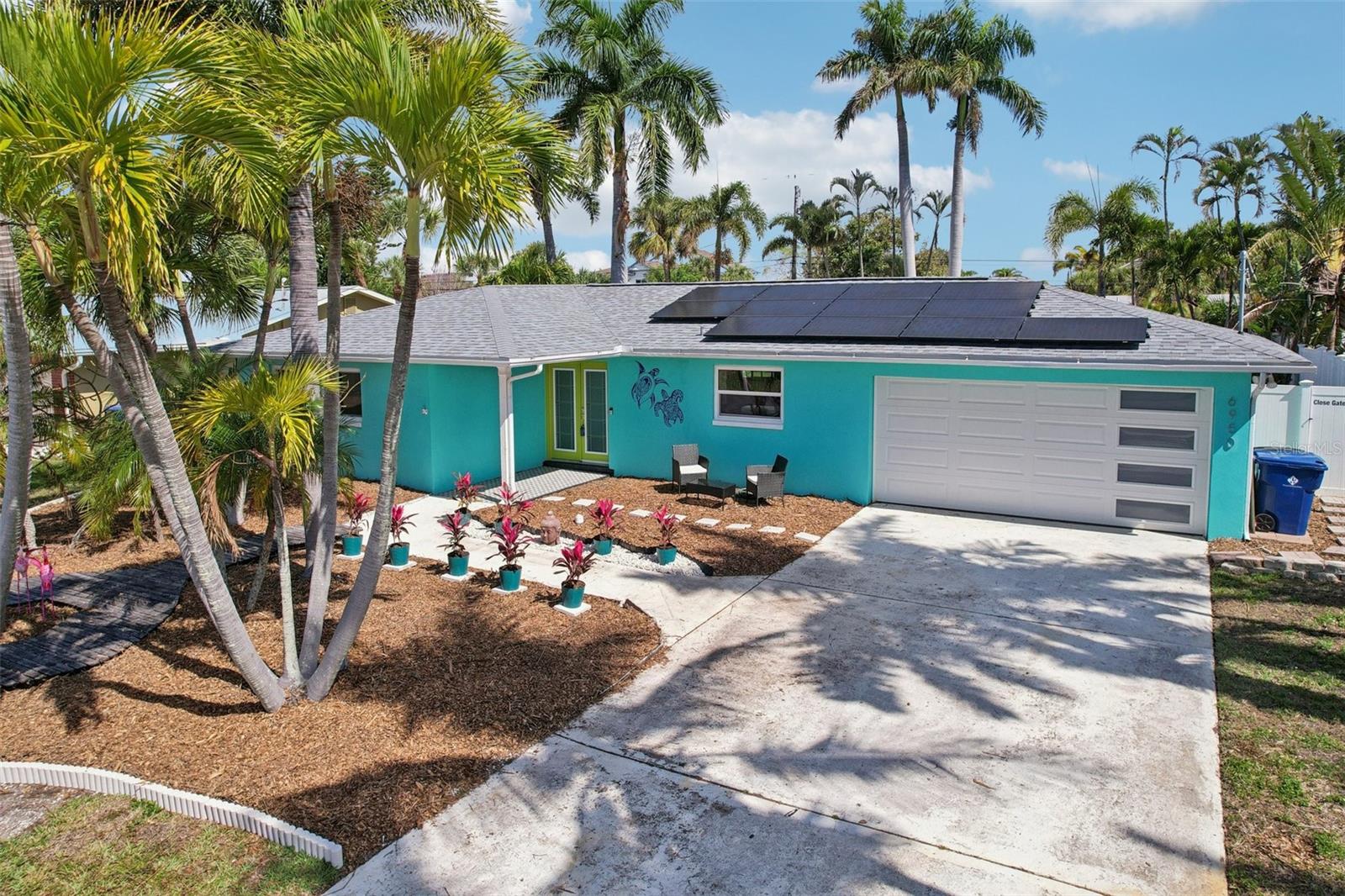 PASADENA ISLE - Residential