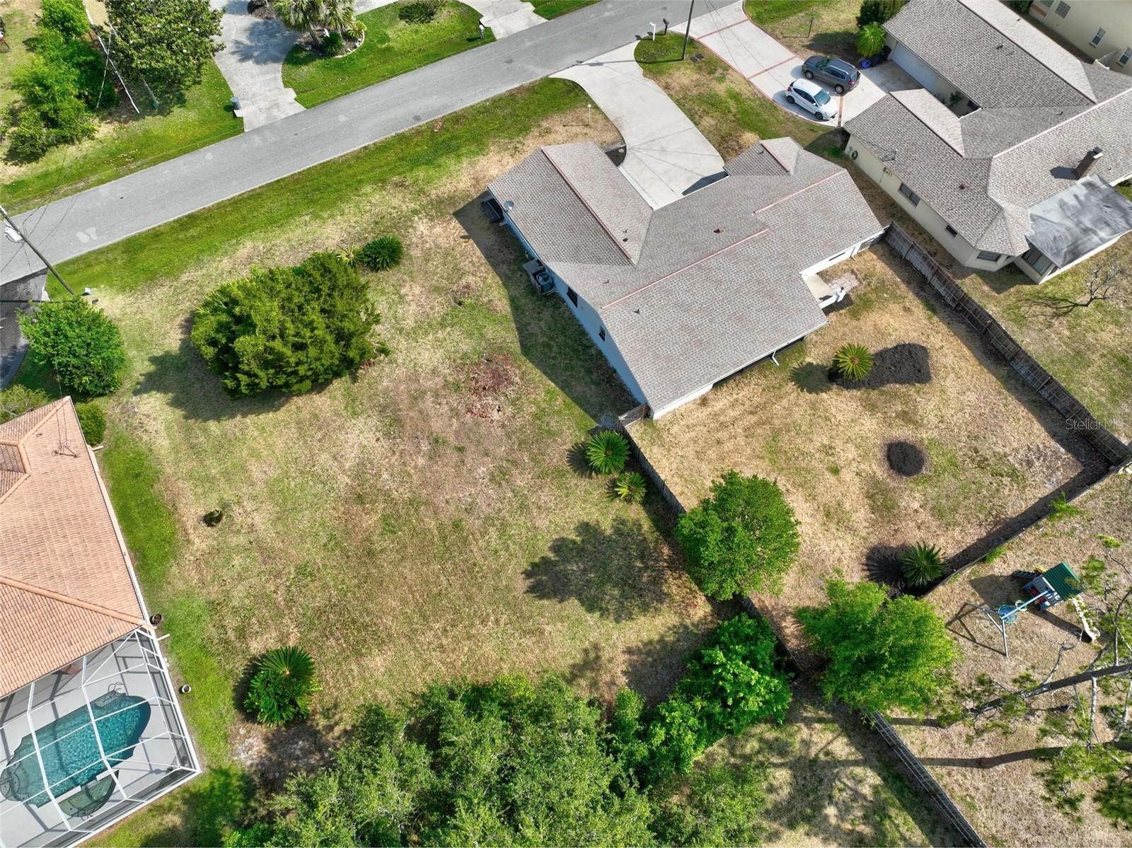 102 FOXHALL LANE