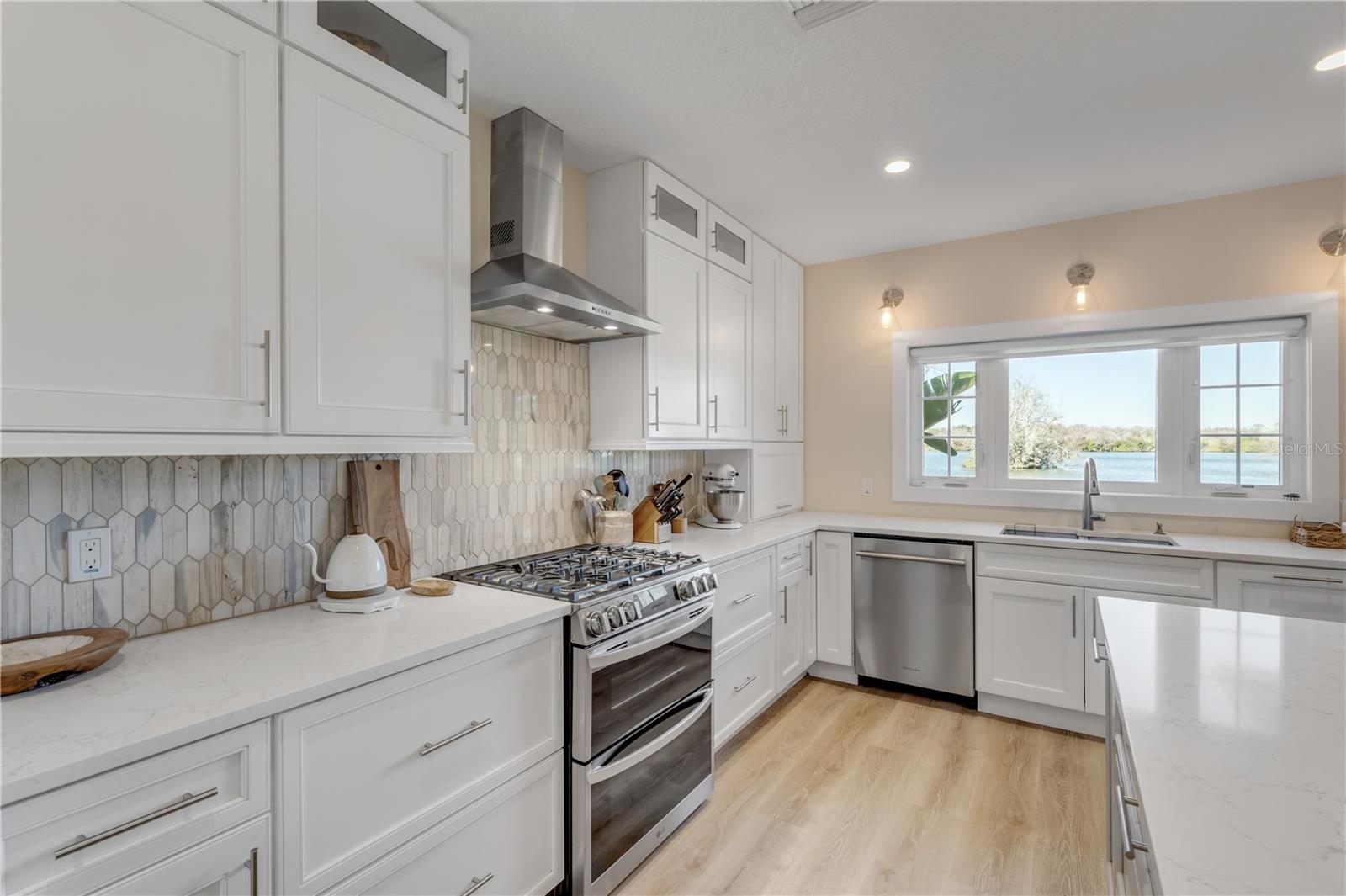 PEARL LAKE ESTATES 1 - Residential