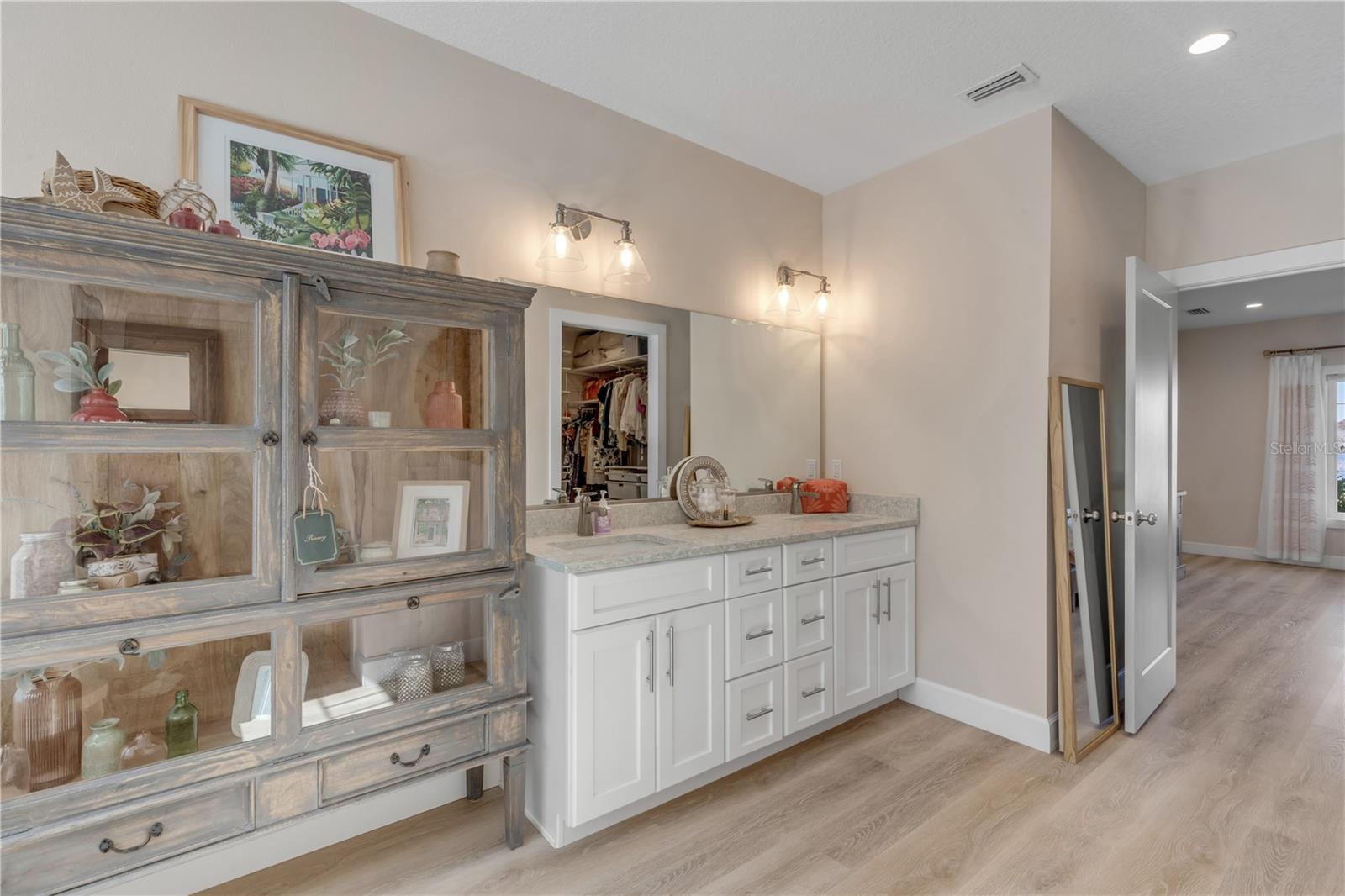 PEARL LAKE ESTATES 1 - Residential