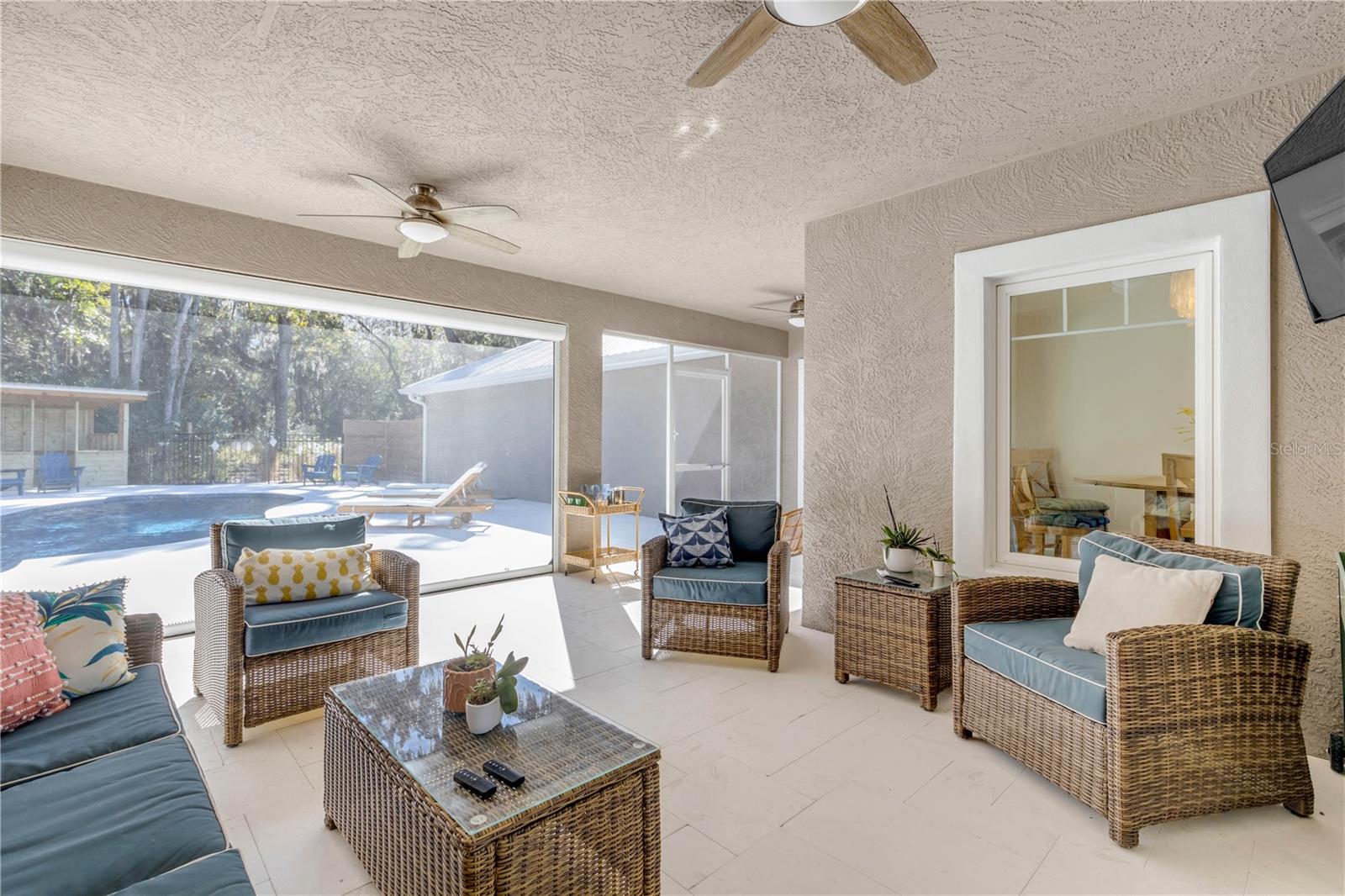 PEARL LAKE ESTATES 1 - Residential