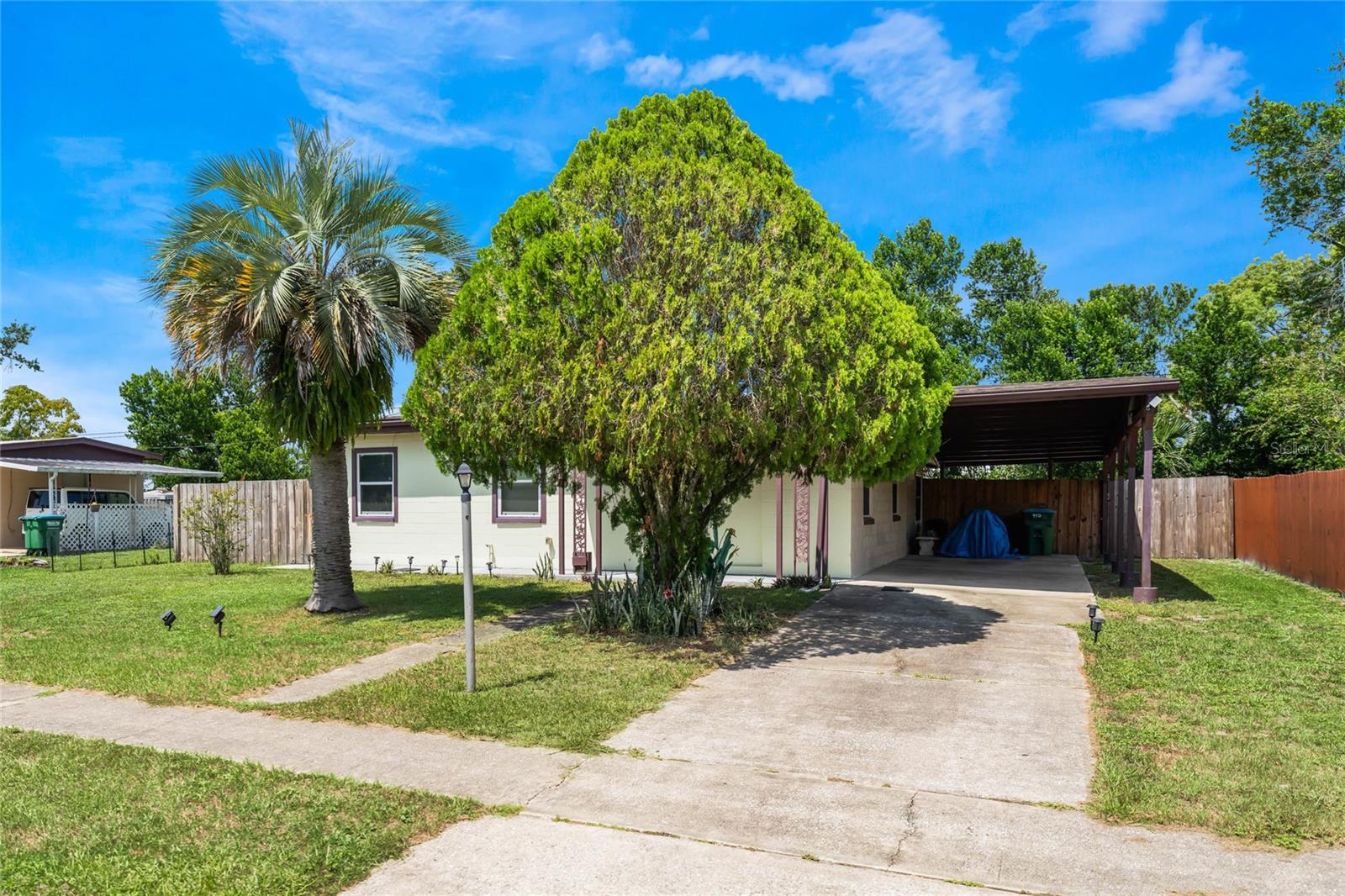 DELTONA LAKES UNIT 24 - Residential