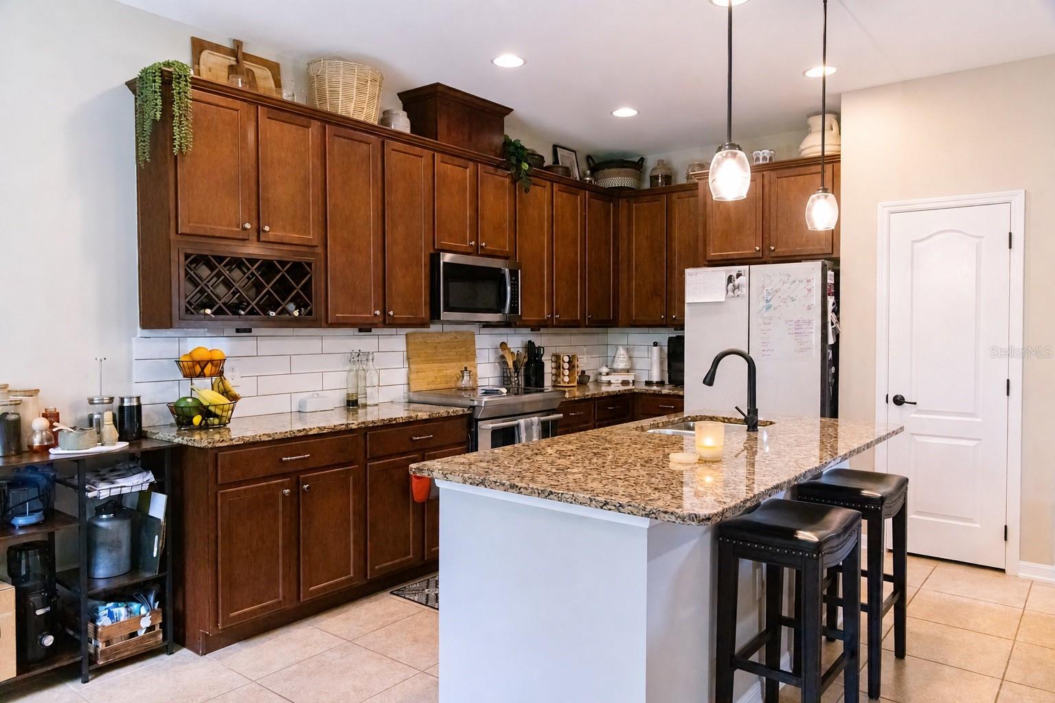 2675 RIVER LANDING DRIVE