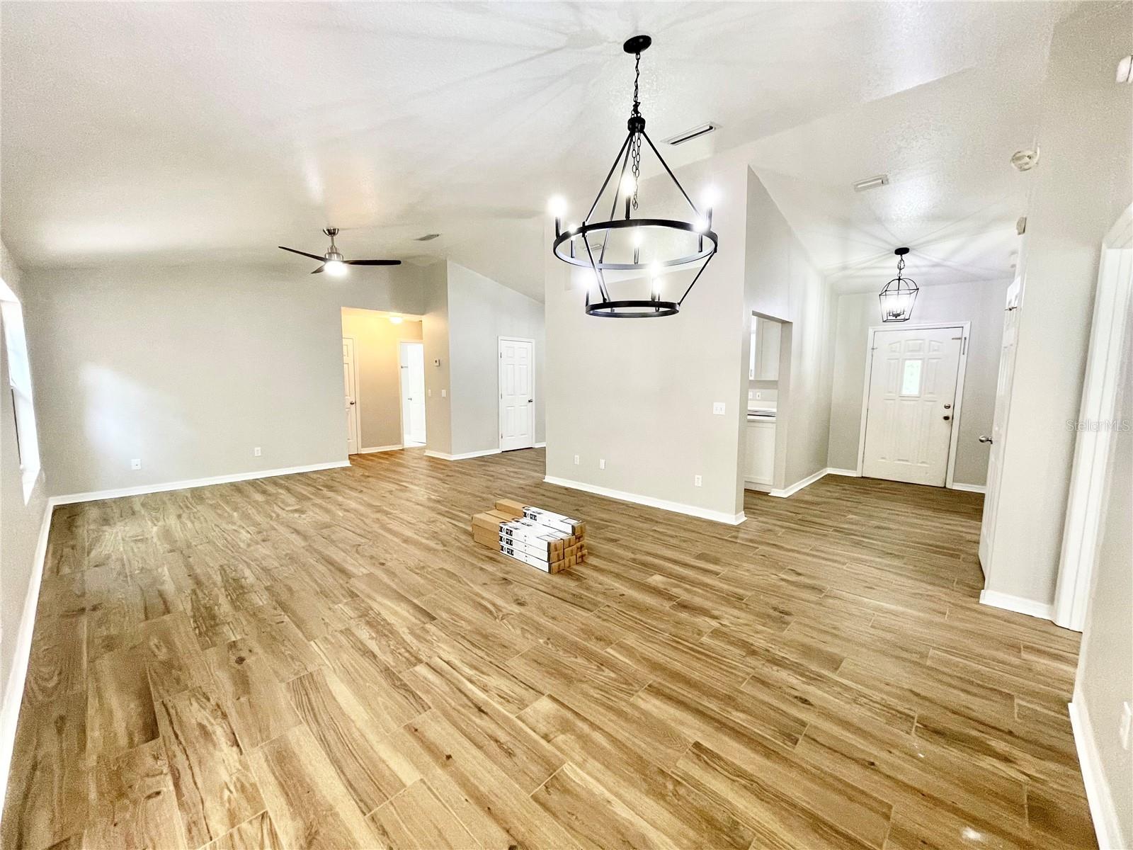 CENTRAL PARK - Residential Lease