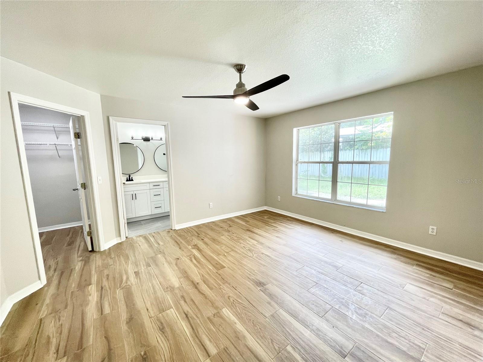 CENTRAL PARK - Residential Lease