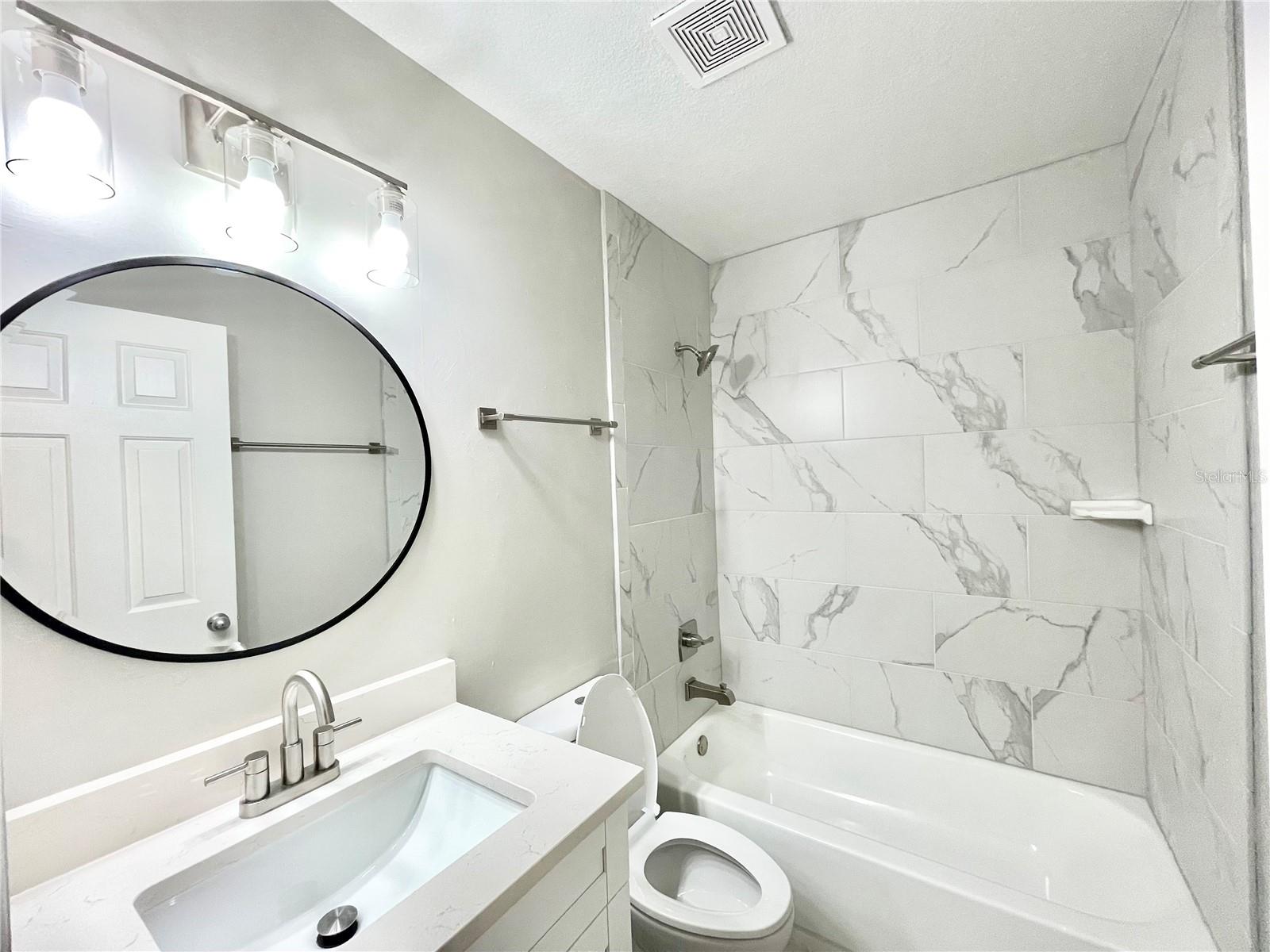 CENTRAL PARK - Residential Lease