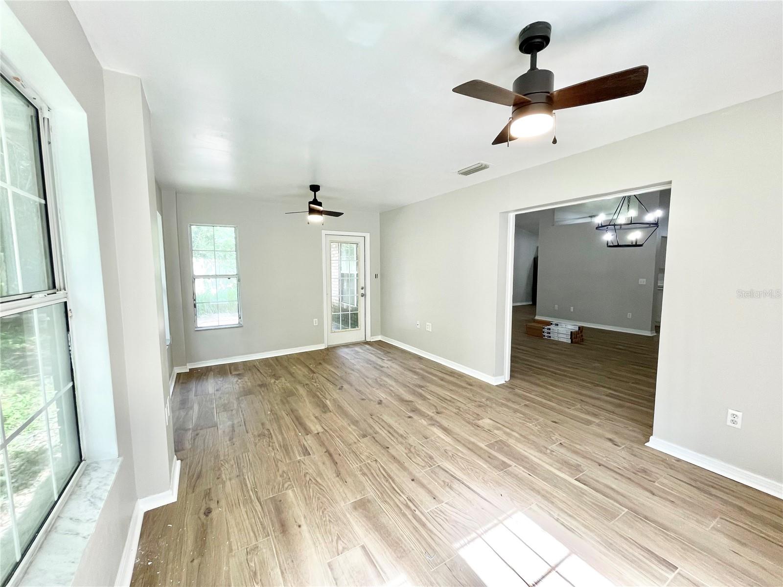 CENTRAL PARK - Residential Lease