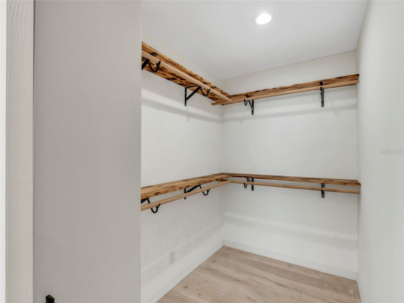 SHORE ACRES BUTTERFLY LAKE REP - Residential Lease