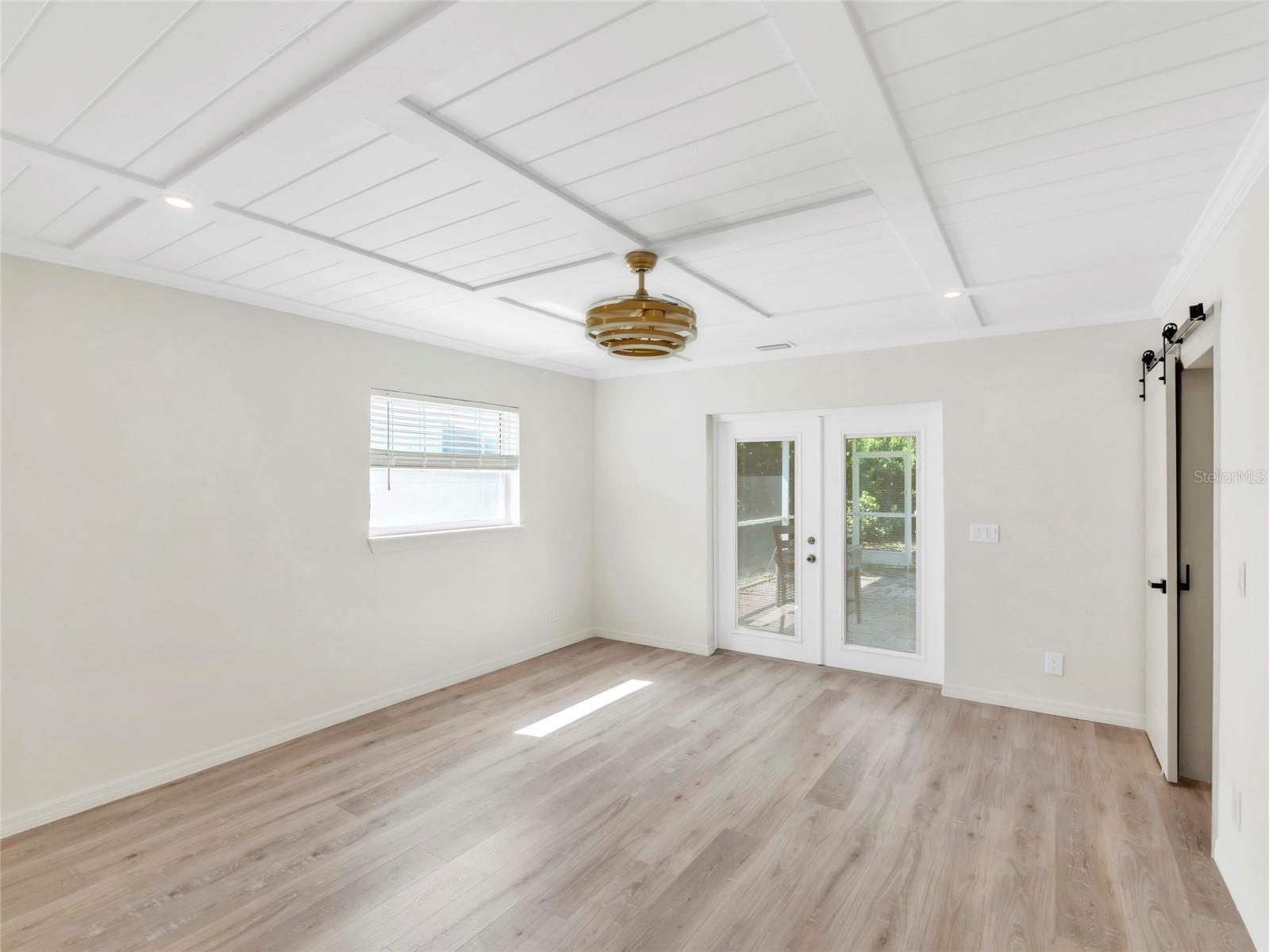 SHORE ACRES BUTTERFLY LAKE REP - Residential Lease