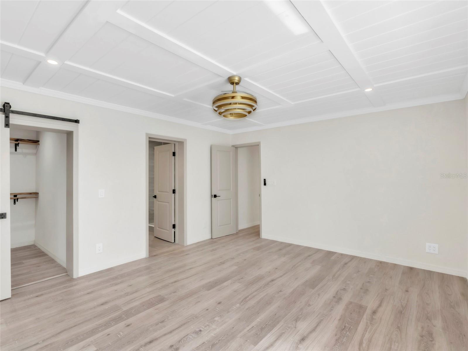 SHORE ACRES BUTTERFLY LAKE REP - Residential Lease