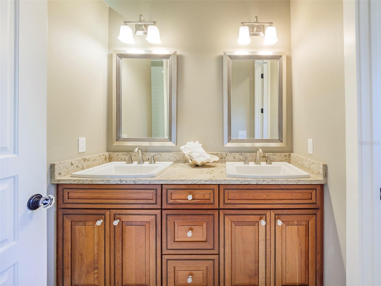 ANNA MARIA BEACH - Residential