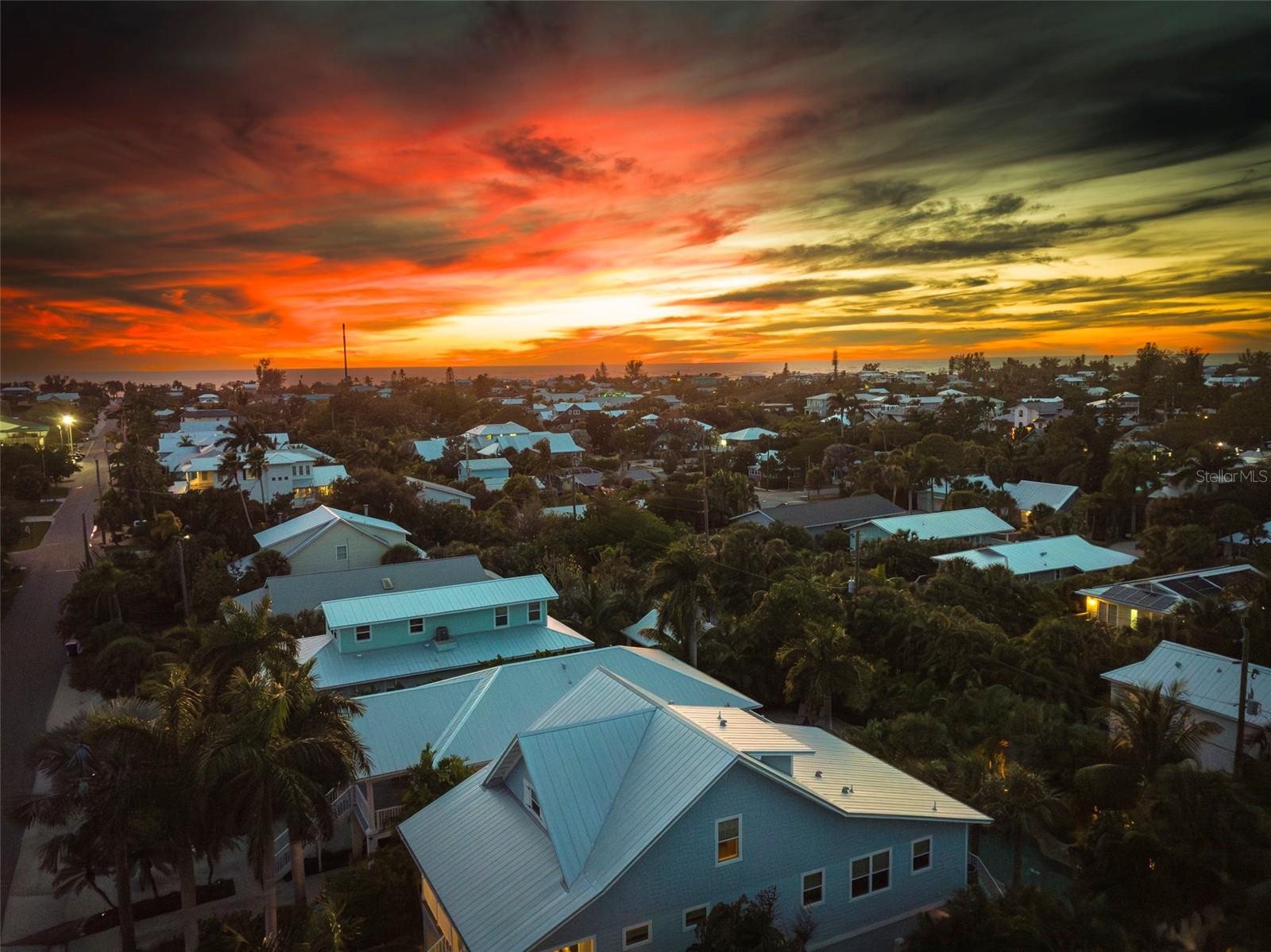 ANNA MARIA BEACH - Residential