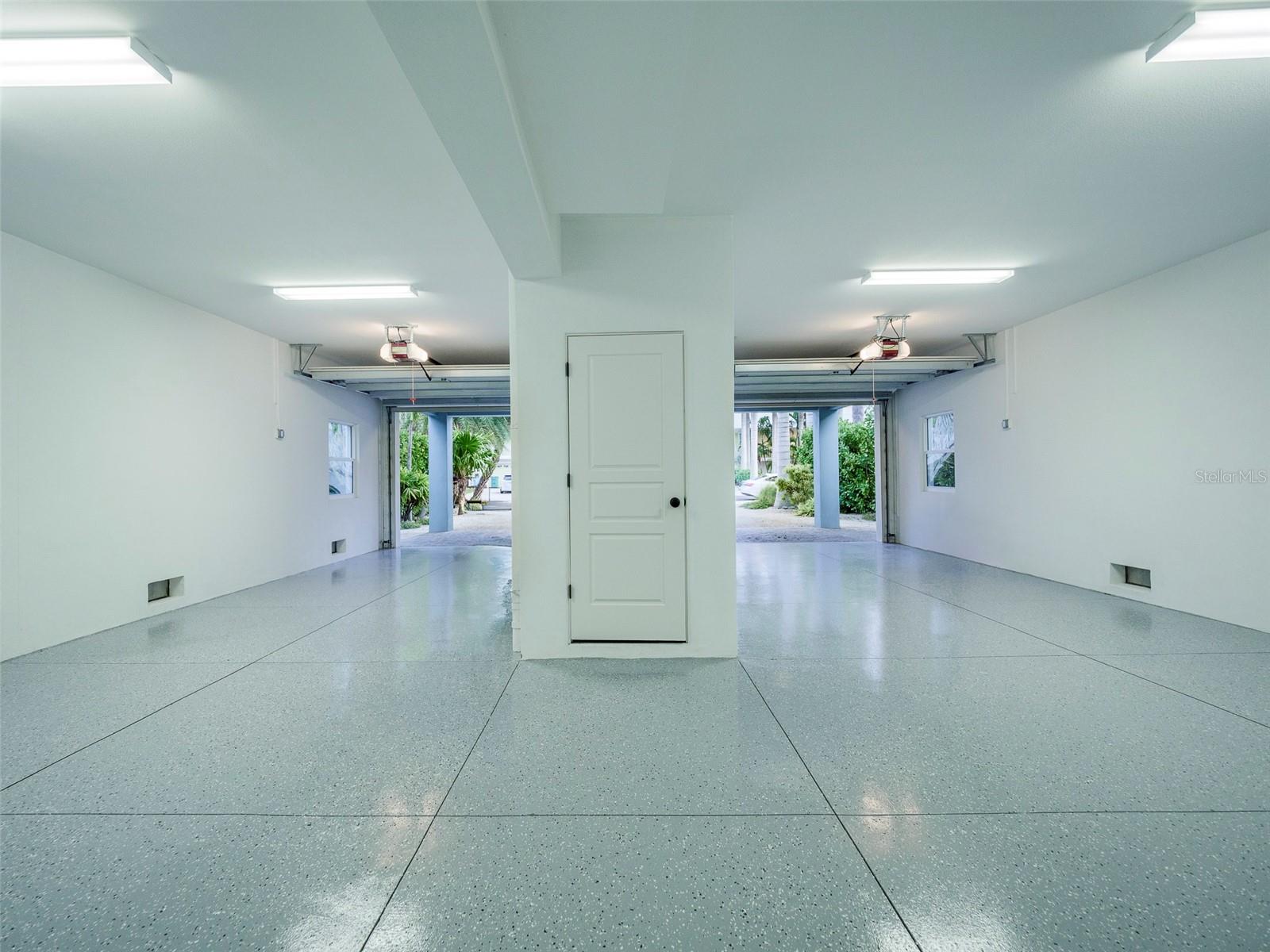 ANNA MARIA BEACH - Residential