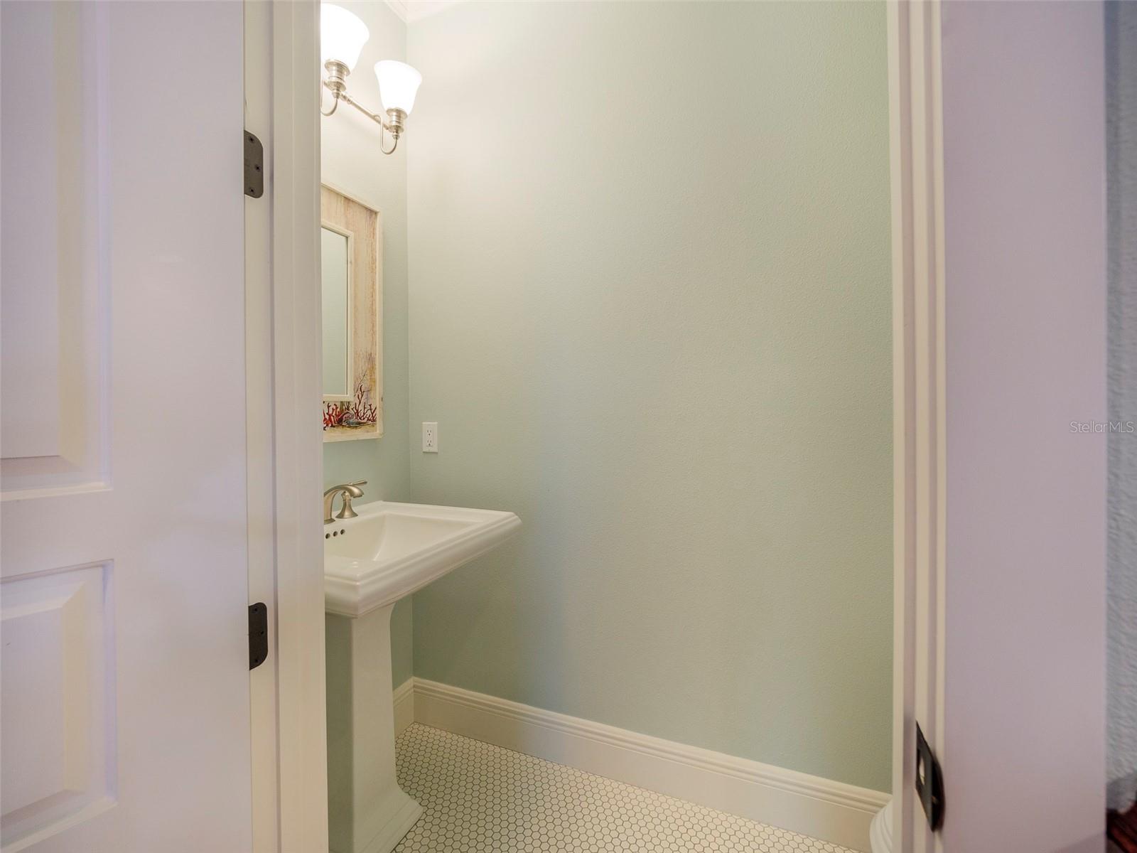 ANNA MARIA BEACH - Residential