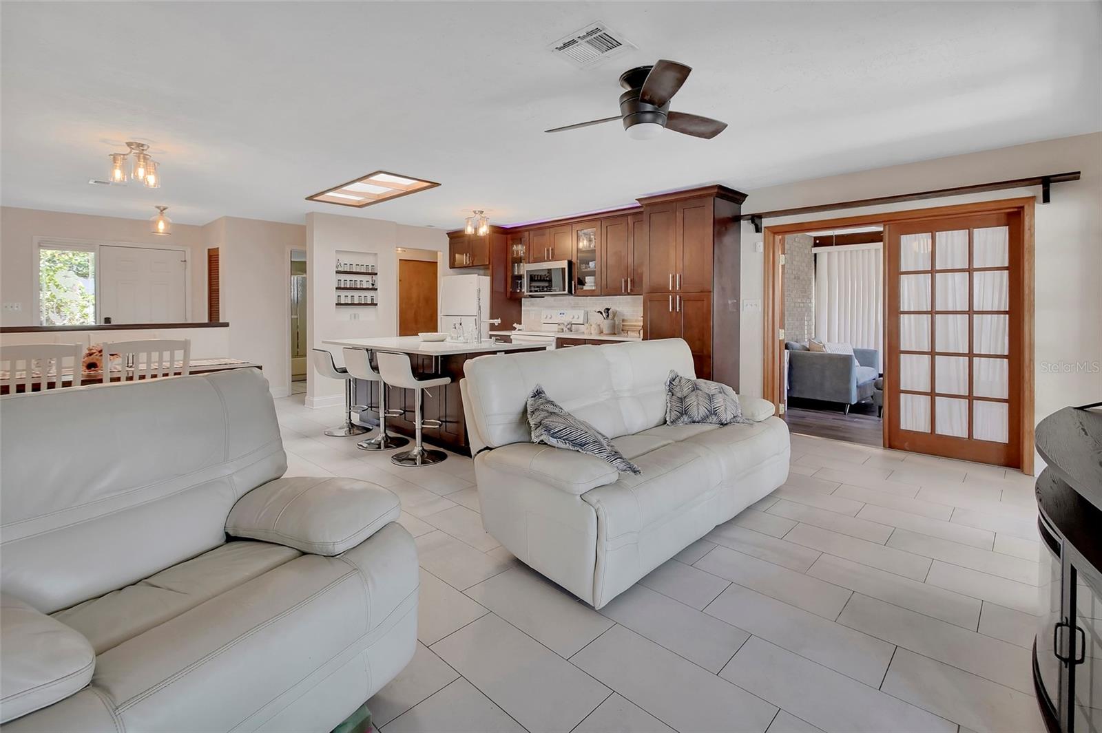953 TULIP STREET