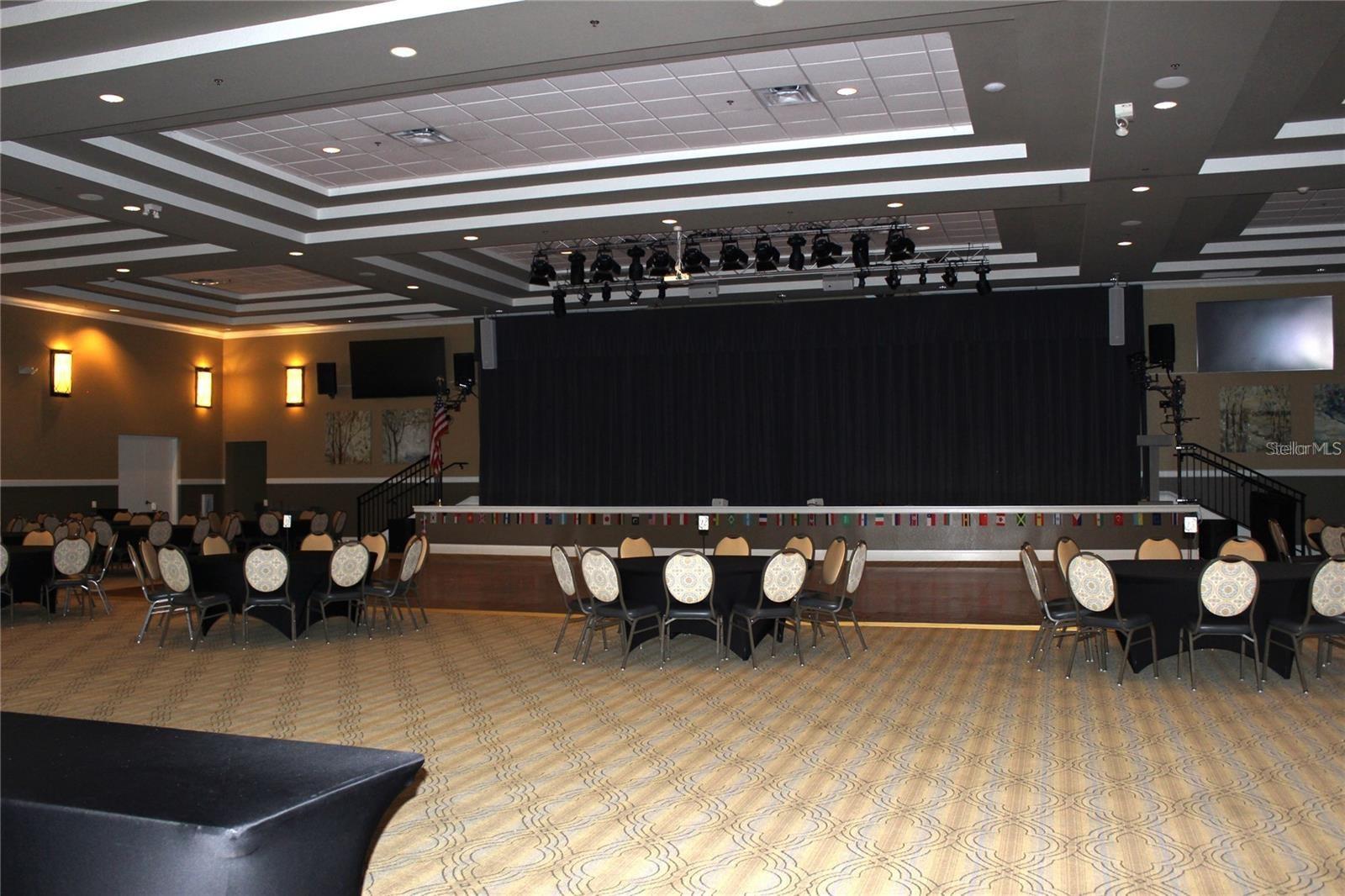 CASCADES/GROVELAND PH 2 - Residential