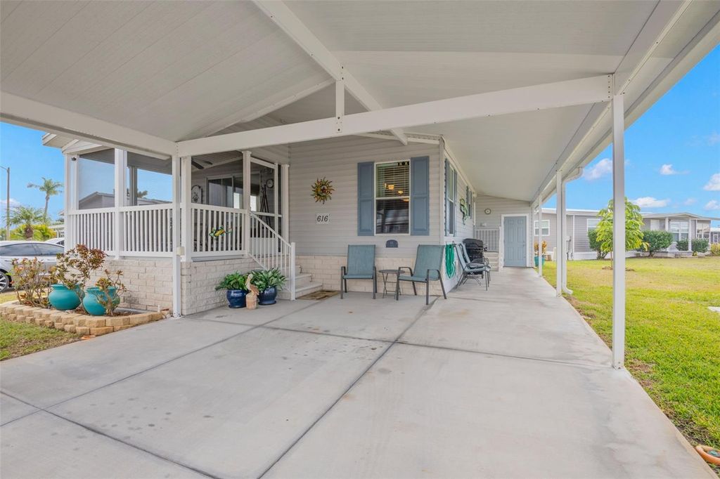 Photo of 616 Mount Lancaster Avenue NE #650, St Petersburg, FL 33702 (MLS # TB8461724)