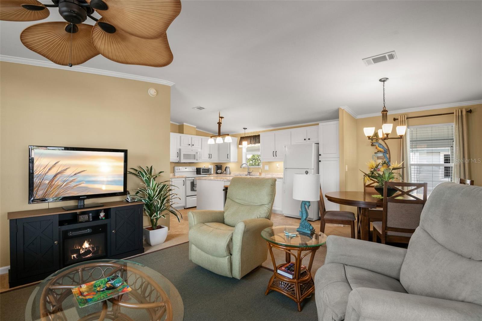 MOBEL AMERICANA MOBILE HOME PARK UNREC - Residential