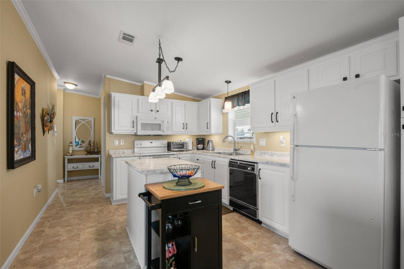 MOBEL AMERICANA MOBILE HOME PARK UNREC - Residential