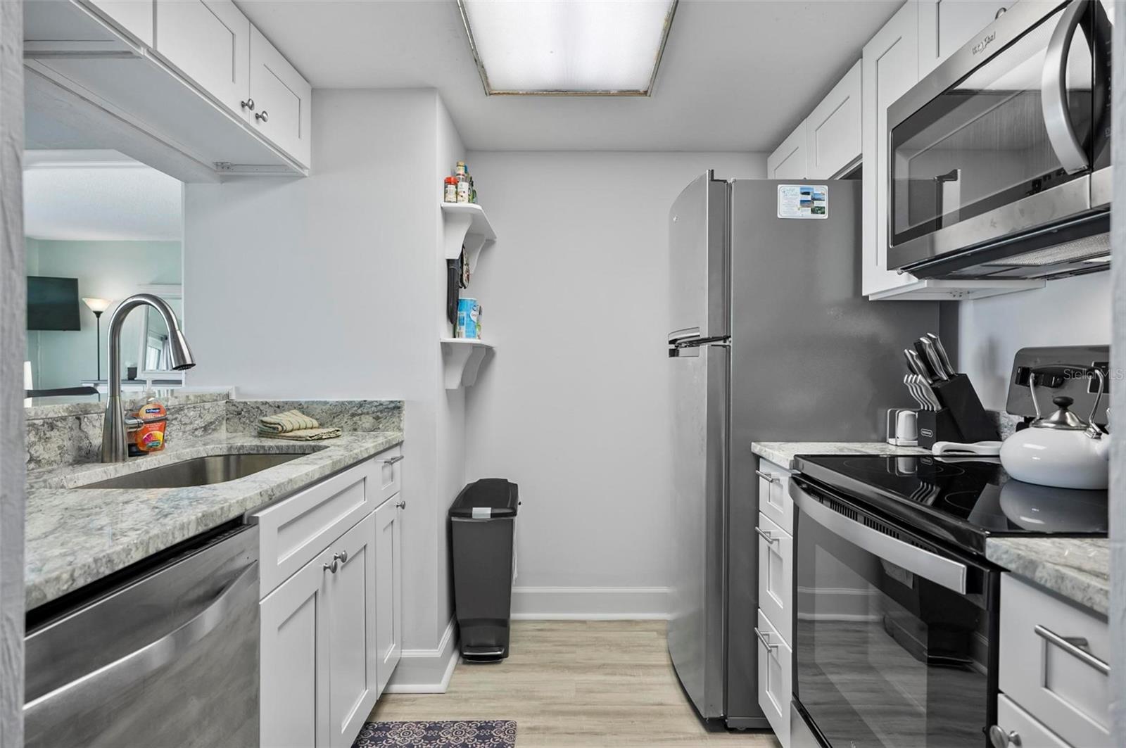 OCEAN VIEW MANOR CONDO - Residential