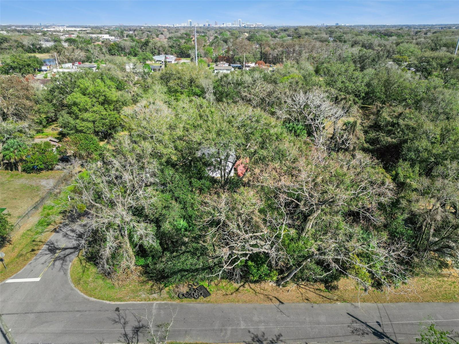 LINCKLAEN HEIGHTS - Land