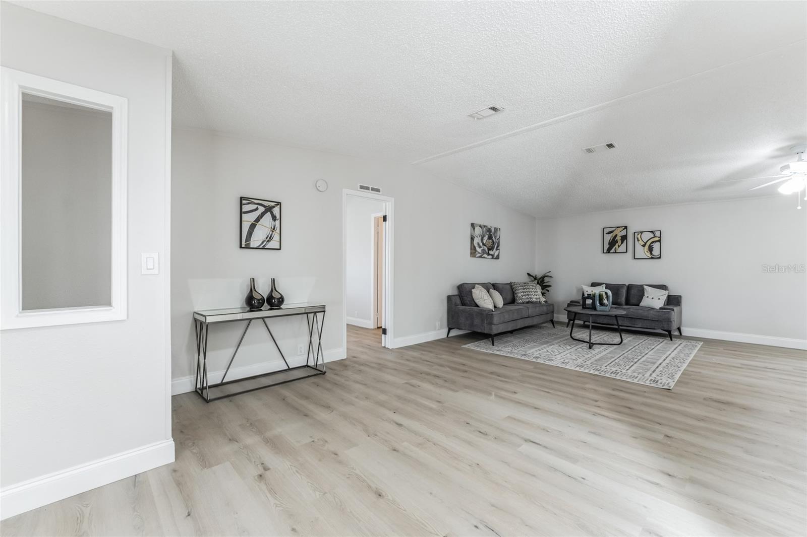 STARR LAKE DEV CO SUB - Residential