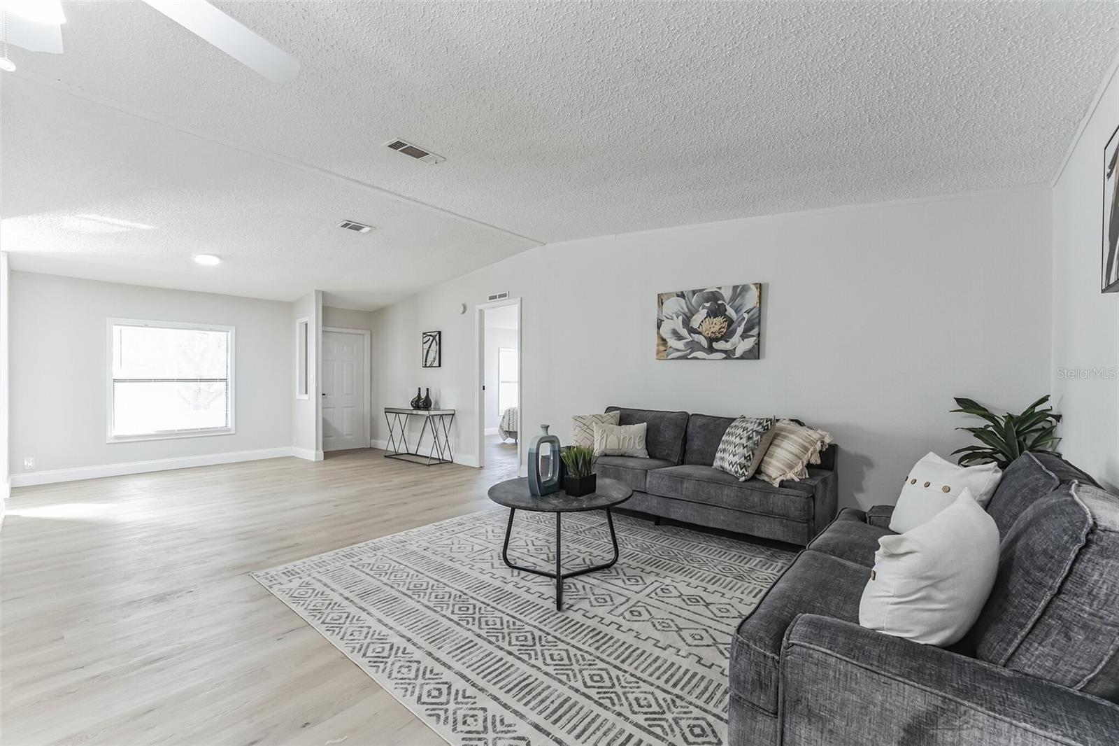 STARR LAKE DEV CO SUB - Residential