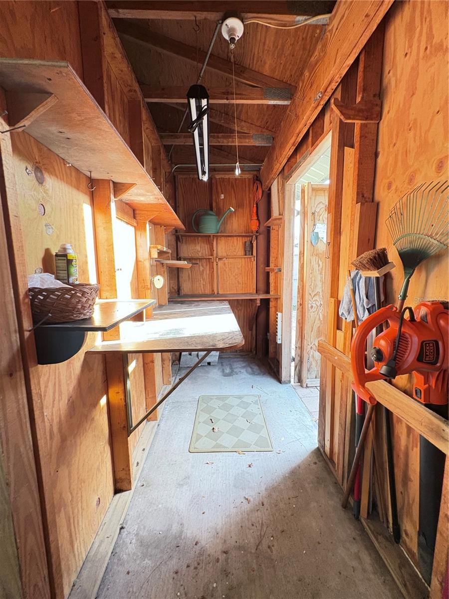 1922 WHITNEY WAY